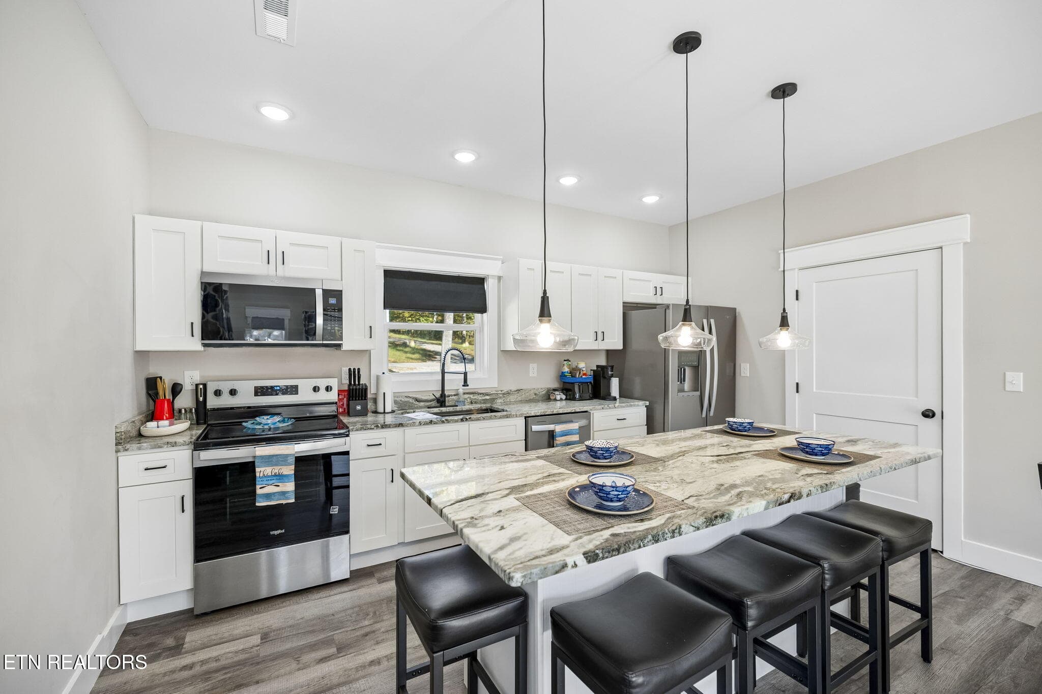 42-496 Shawnee Dr - 051 - 496 Shawnee Drive, Jacksboro, TN 37757