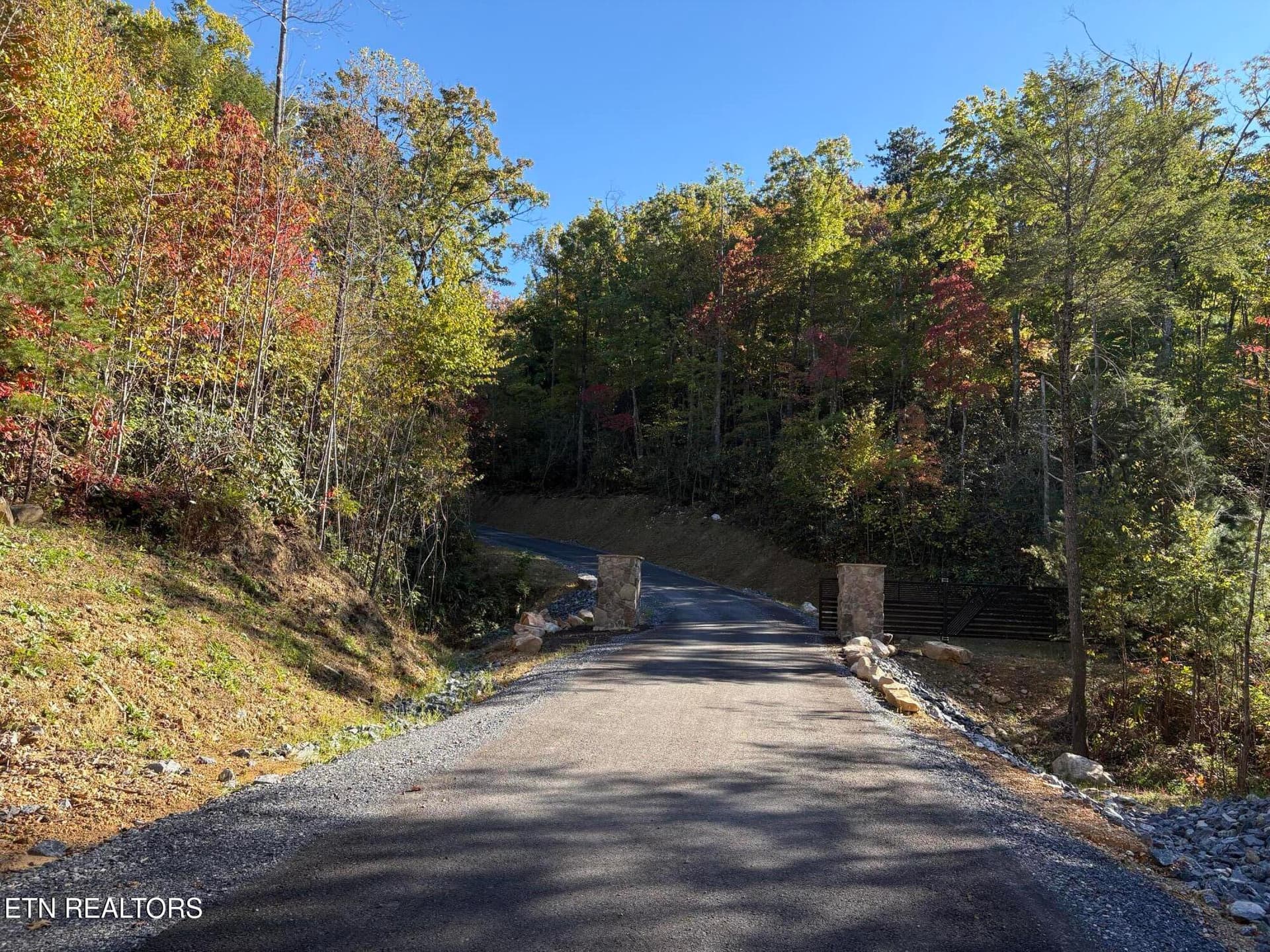 Gated Entrance - 11.3 Acres Smoky Mountain Overlook Lot 17, Cosby, TN 37722