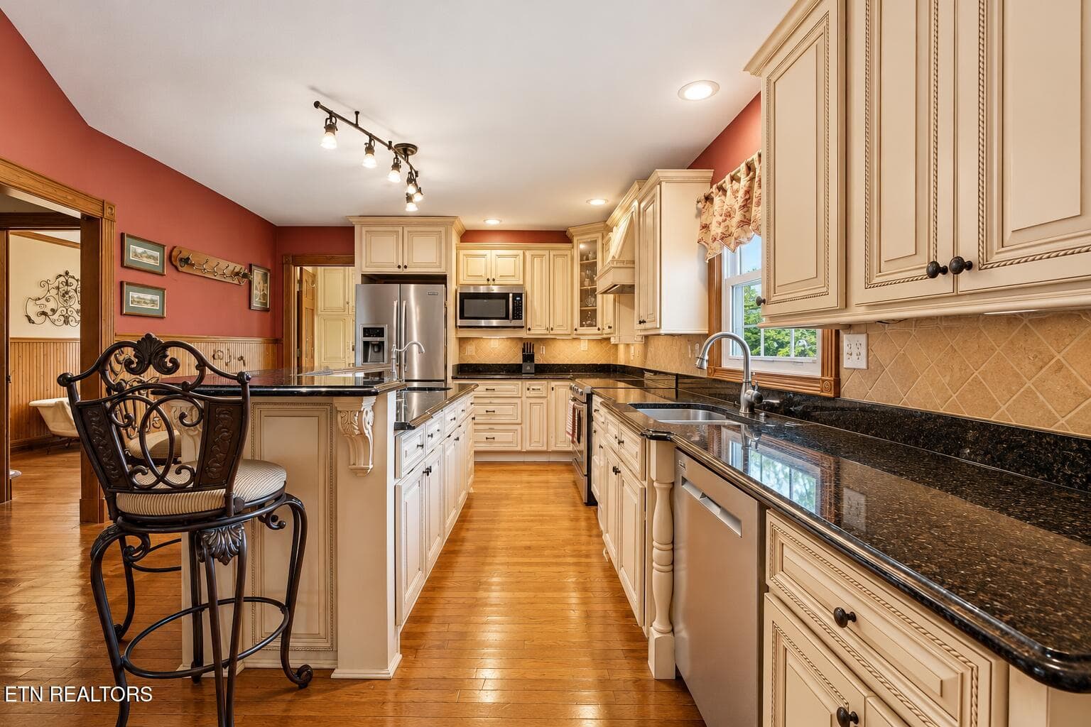 kitchen - 143 Bailey Rd, Kingston, TN 37763