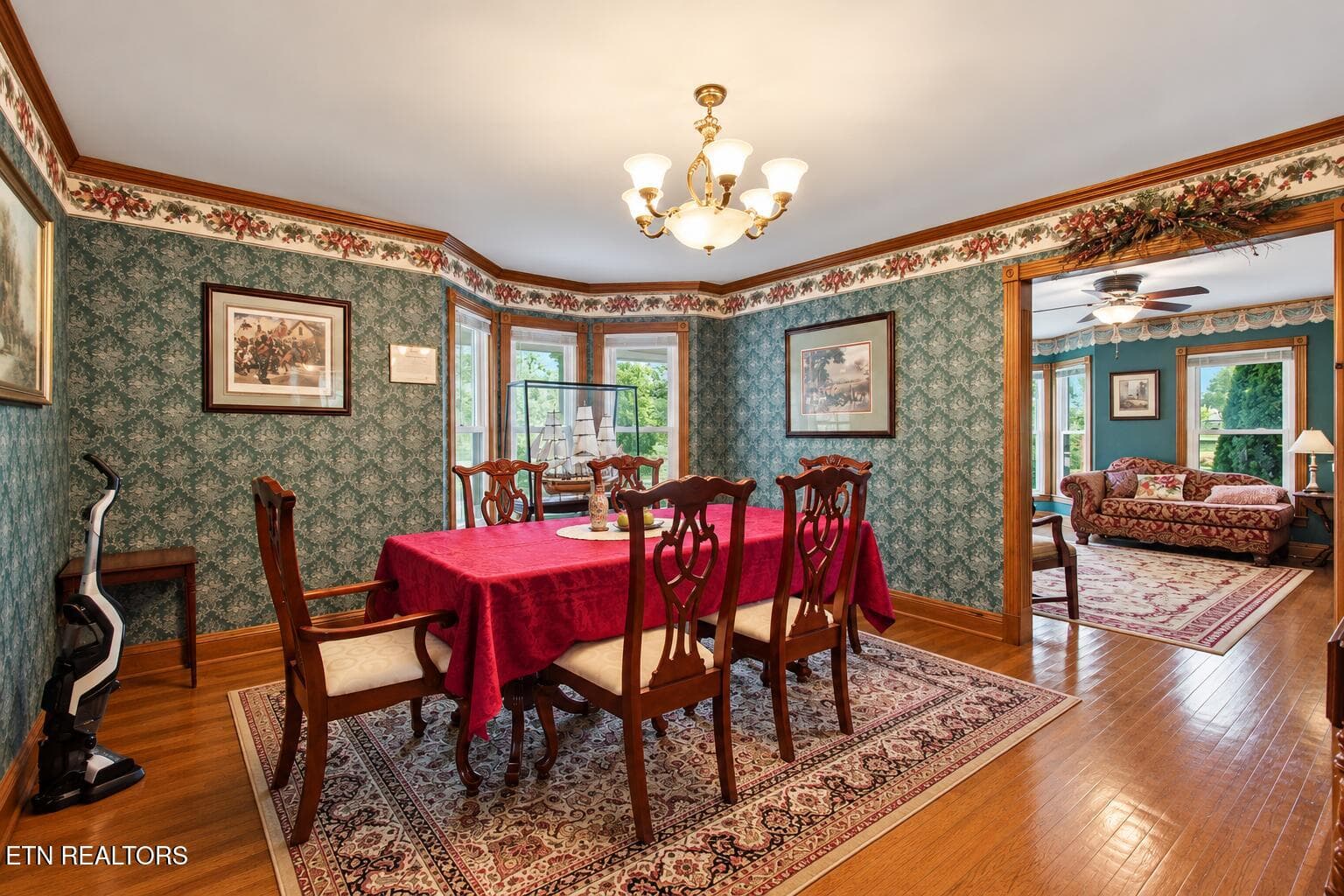formal dining - 143 Bailey Rd, Kingston, TN 37763