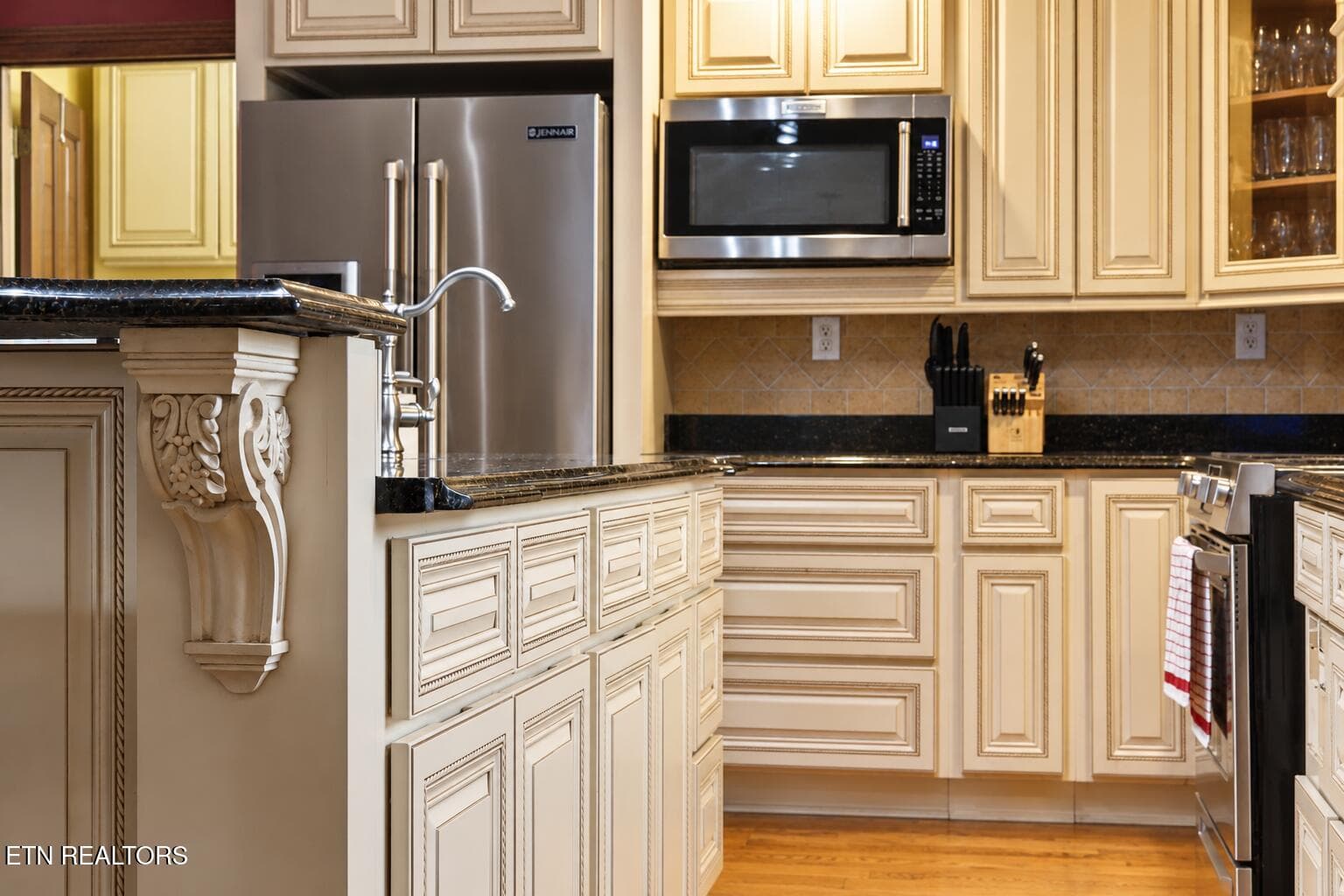kitchen - 143 Bailey Rd, Kingston, TN 37763
