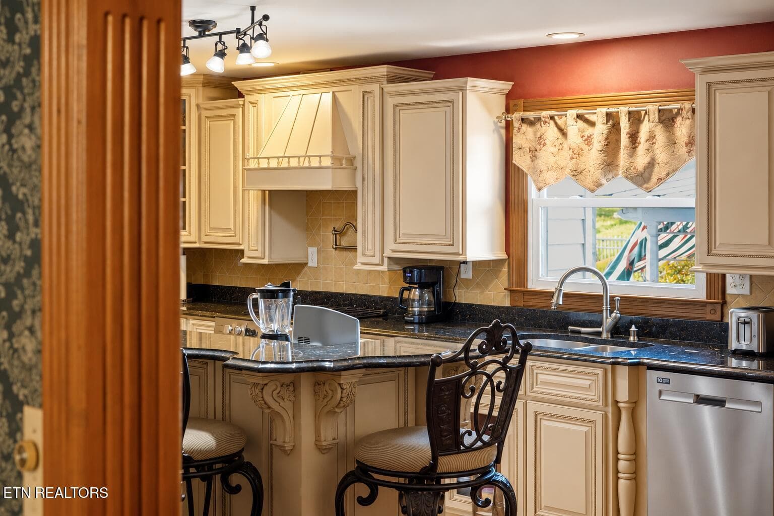kitchen - 143 Bailey Rd, Kingston, TN 37763