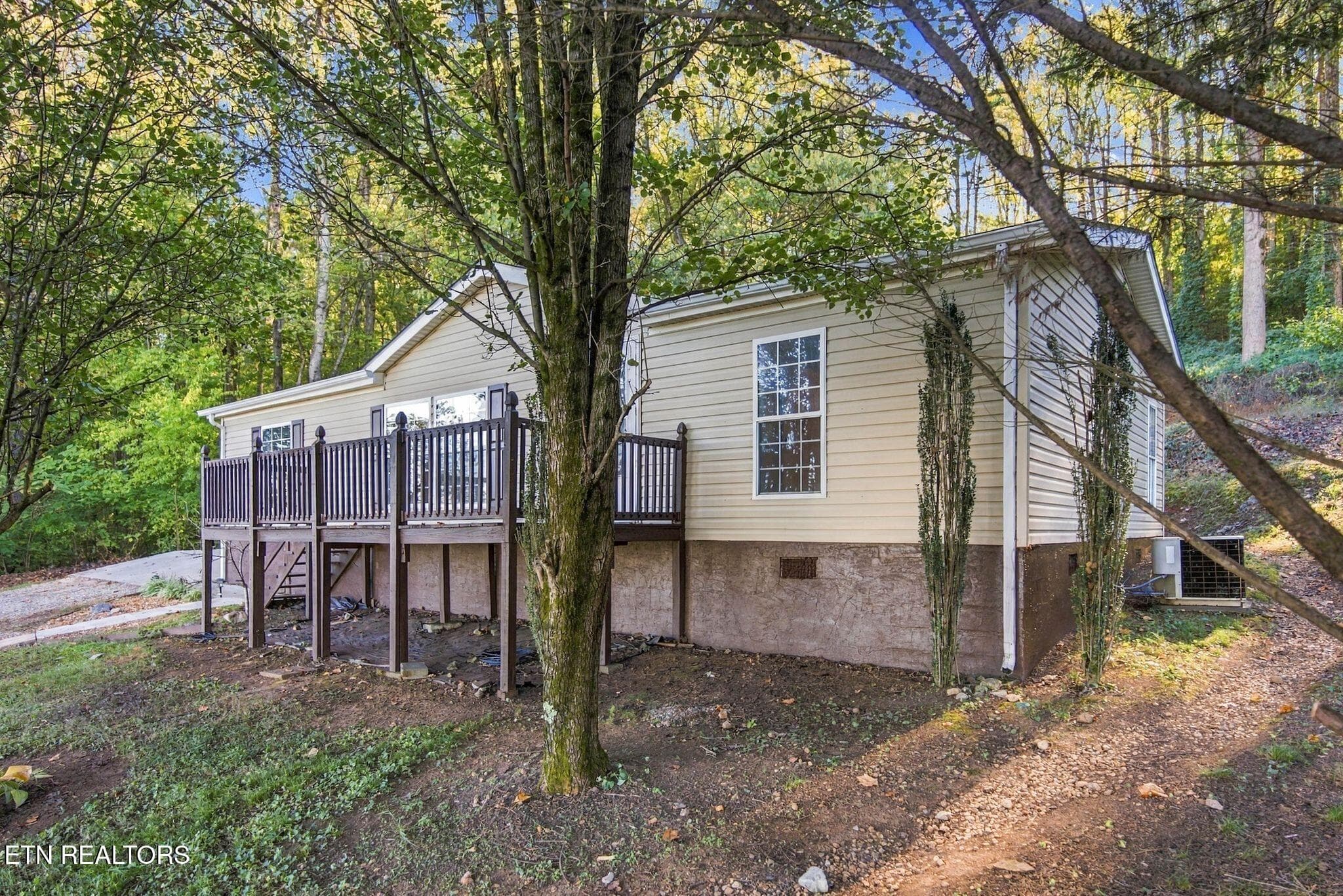 2605 lee hwy-2 - 2605 Lee Hwy, Athens, TN 37303
