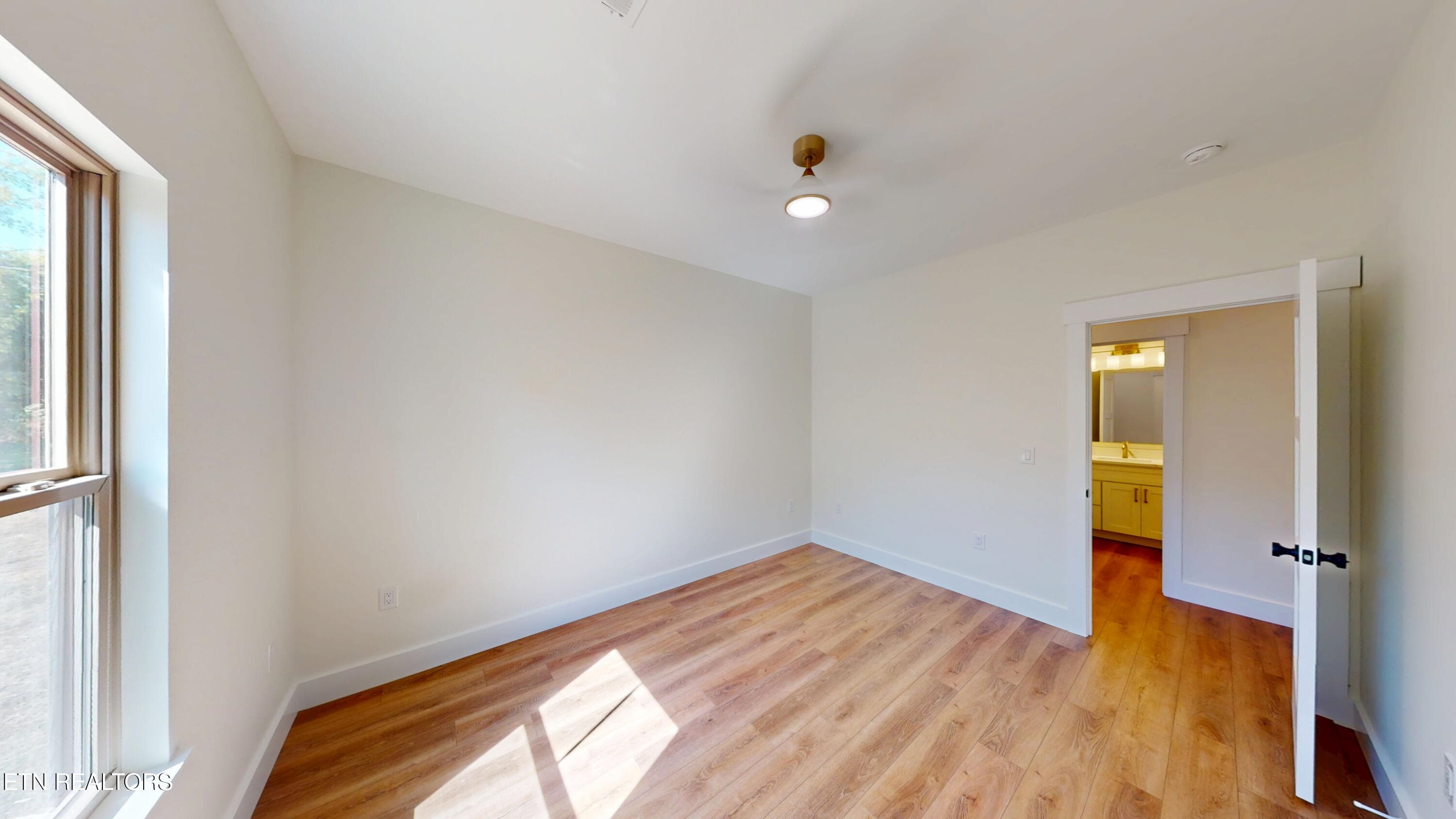 13-Bedroom 1.5 - 186 College St, Dayton, TN 37321
