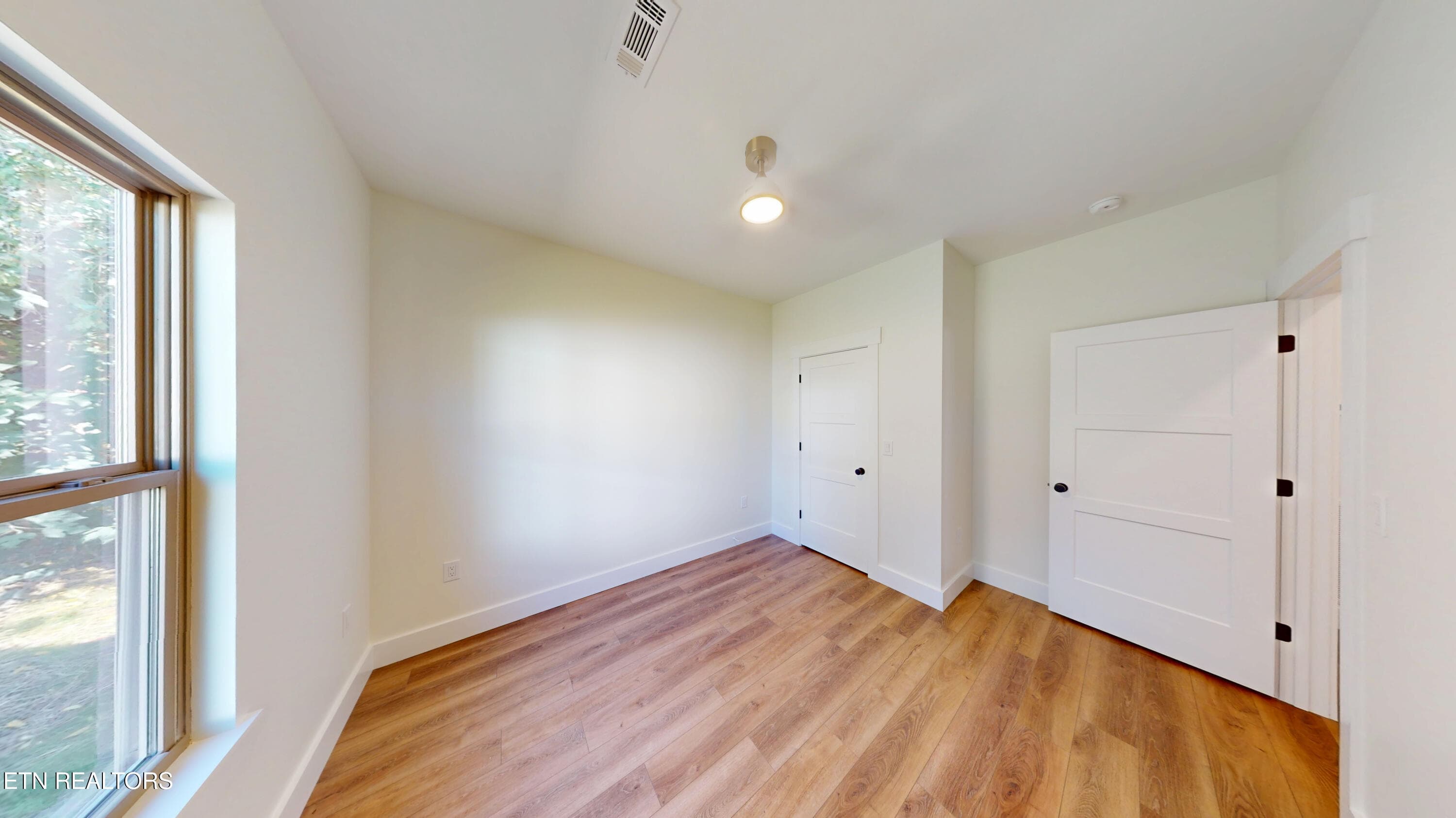15-Bedroom 2.5 - 186 College St, Dayton, TN 37321