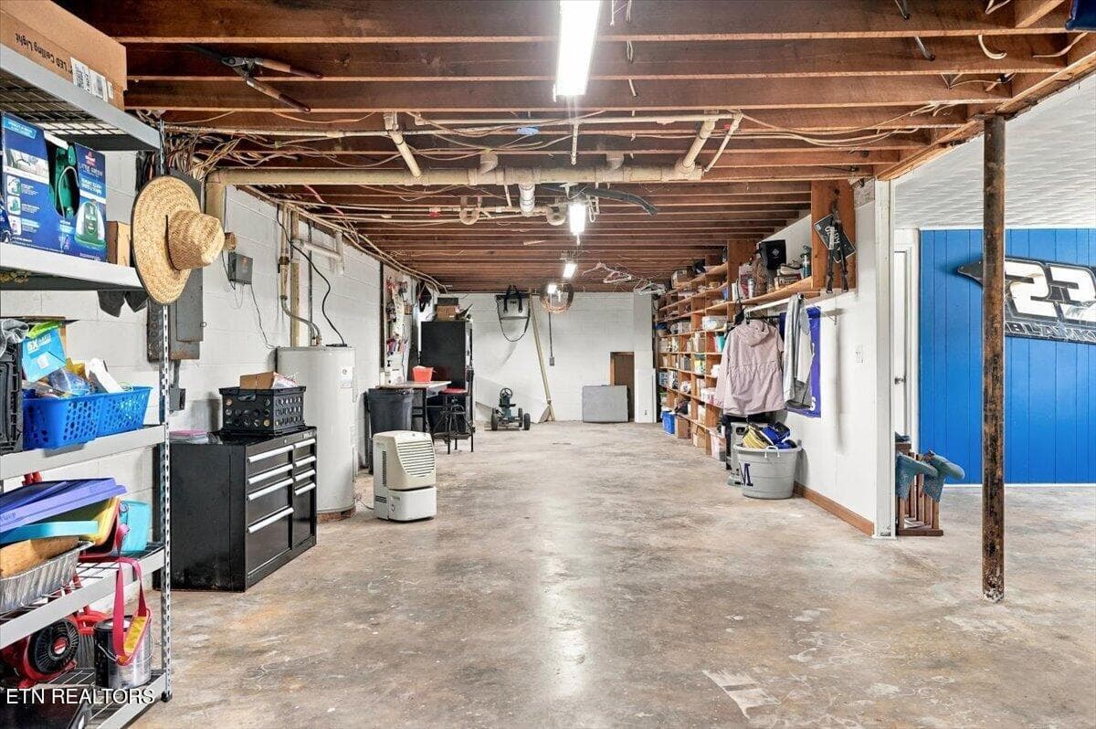 30-216 Ron Trent Rd 30 - 216 Ron Trent Rd, Sneedville, TN 37869