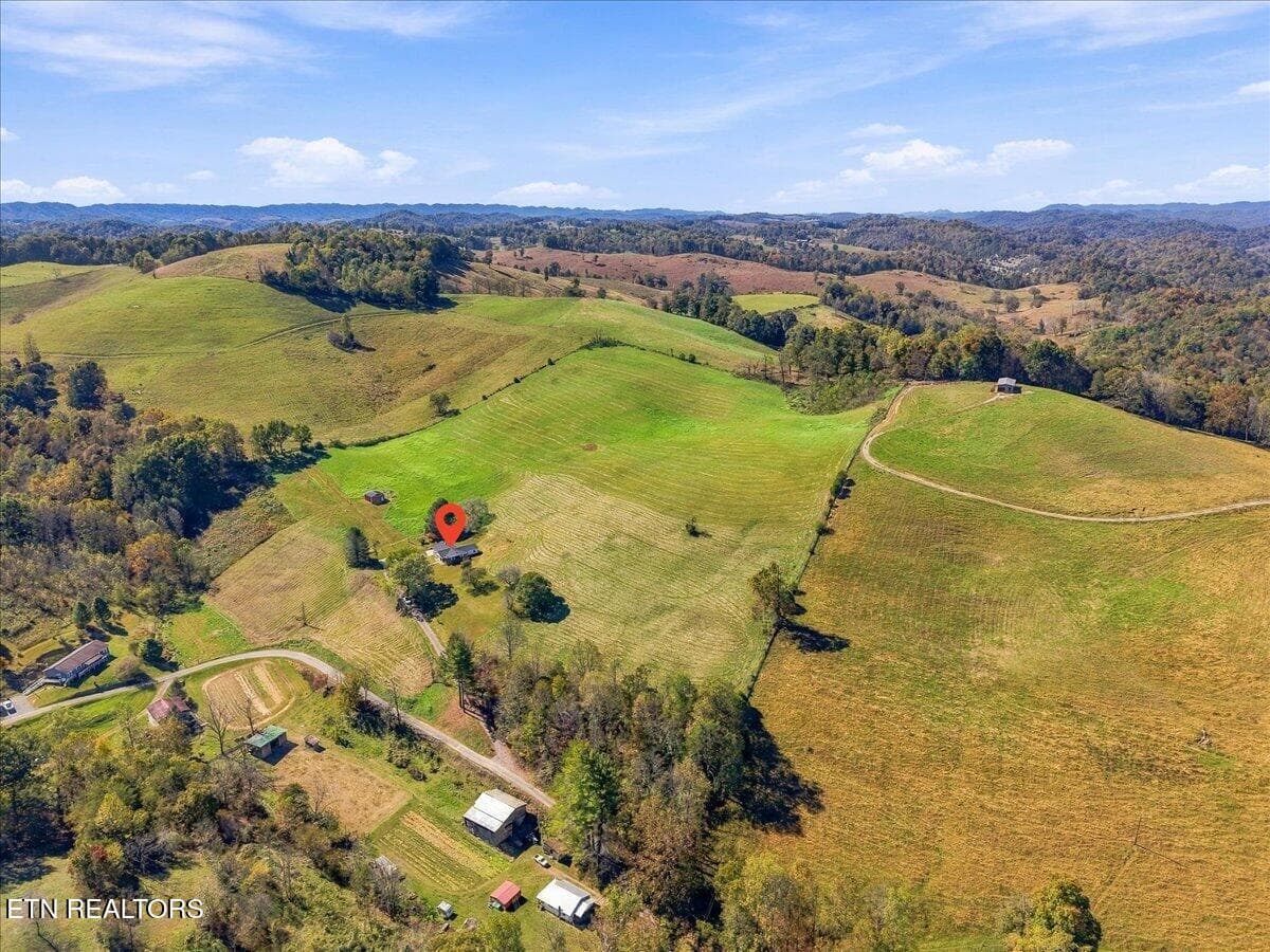 46-216 Ron Trent Rd 46 - 216 Ron Trent Rd, Sneedville, TN 37869