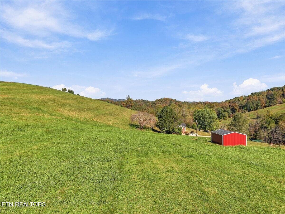 51-216 Ron Trent Rd 51 - 216 Ron Trent Rd, Sneedville, TN 37869