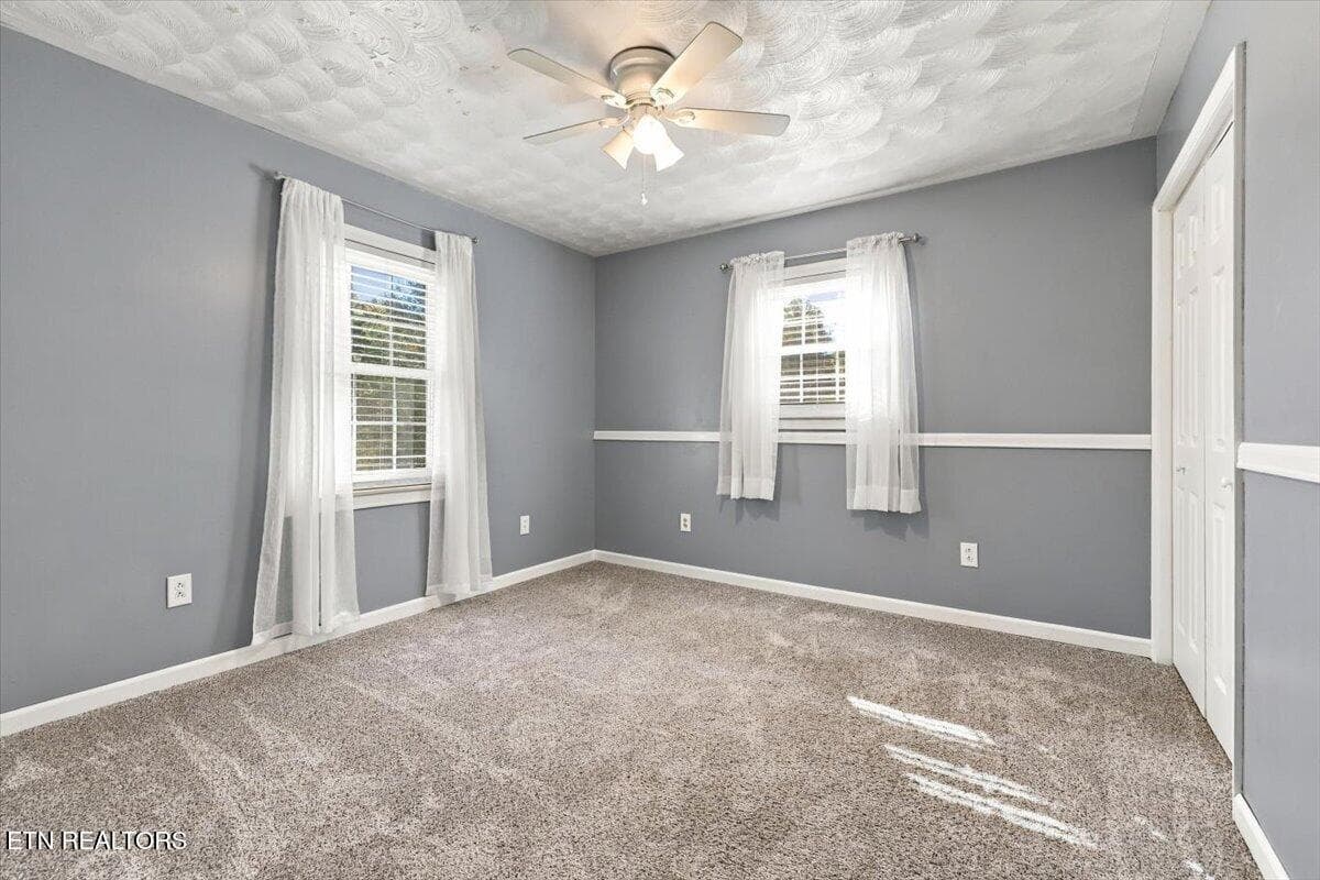 21-216 Ron Trent Rd 21 - 216 Ron Trent Rd, Sneedville, TN 37869