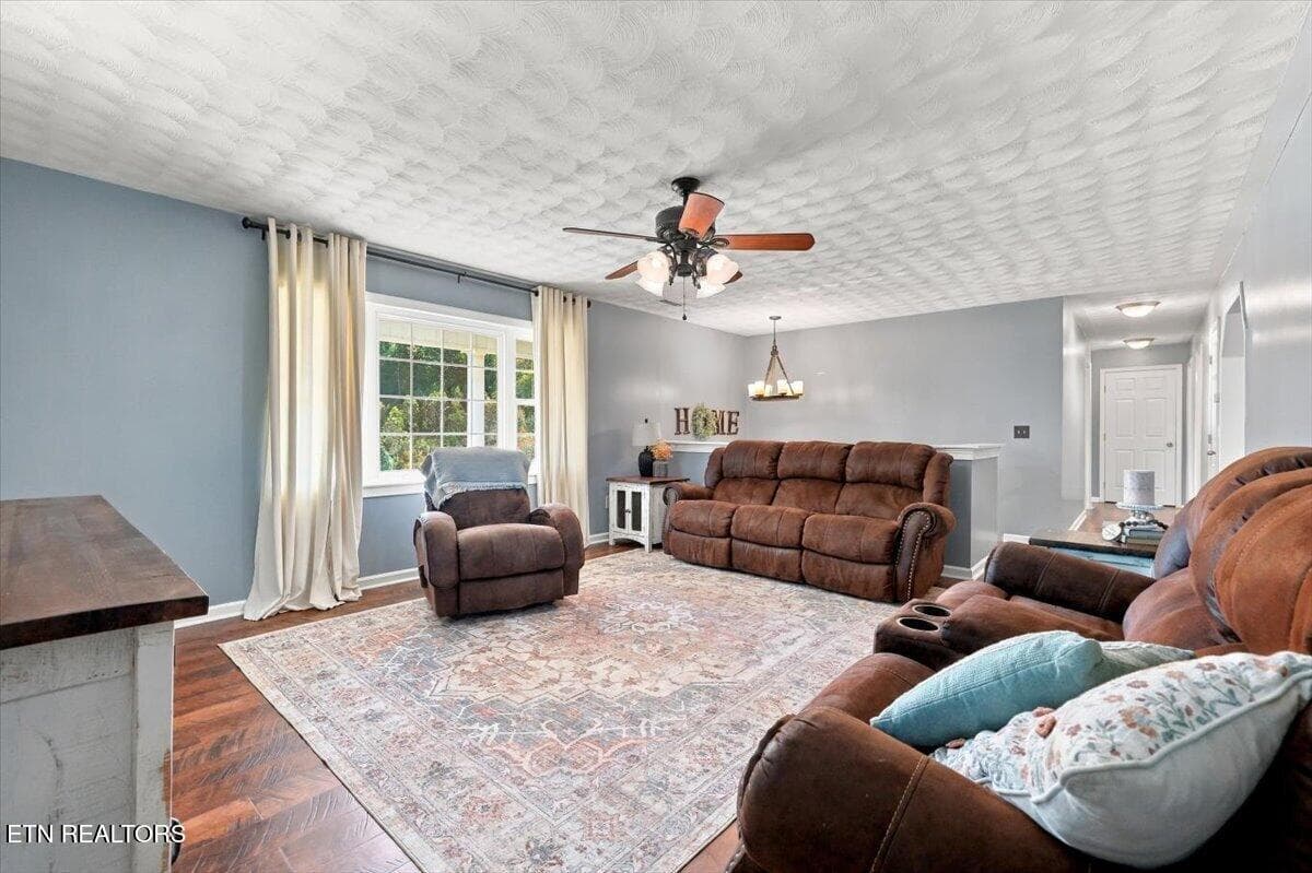 07-216 Ron Trent Rd 7 - 216 Ron Trent Rd, Sneedville, TN 37869