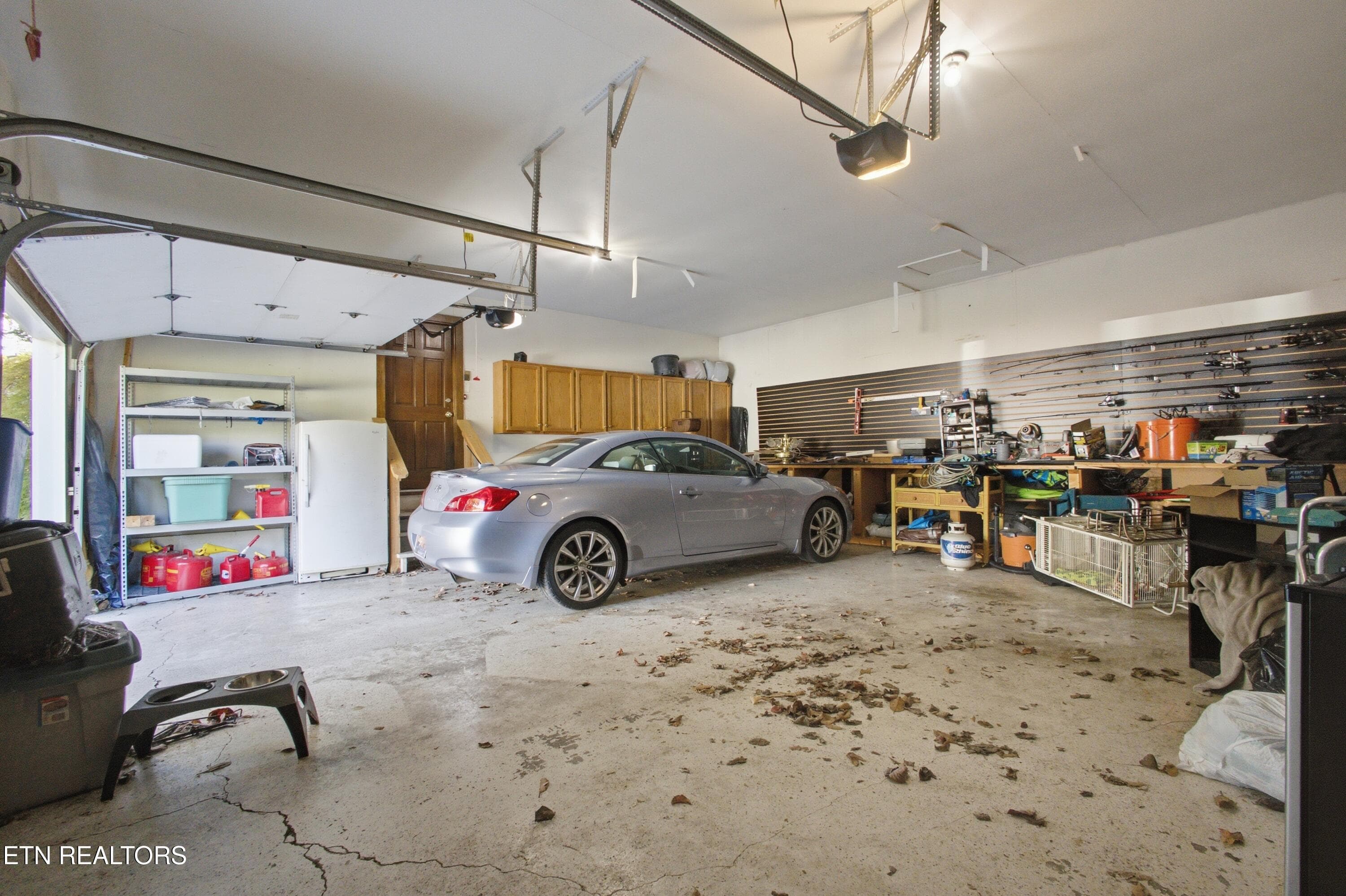 garage - 143 Bailey Rd, Kingston, TN 37763