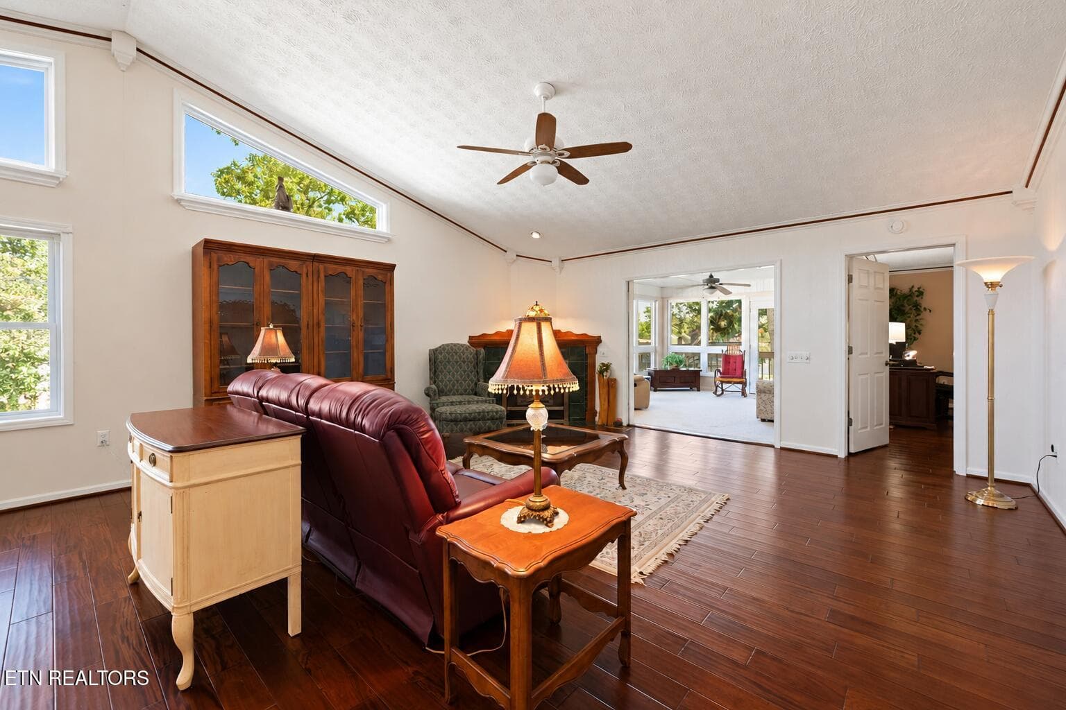 Kitchen Flows to Living Area - 229 Hawthorn Loop, Crossville, TN 38555