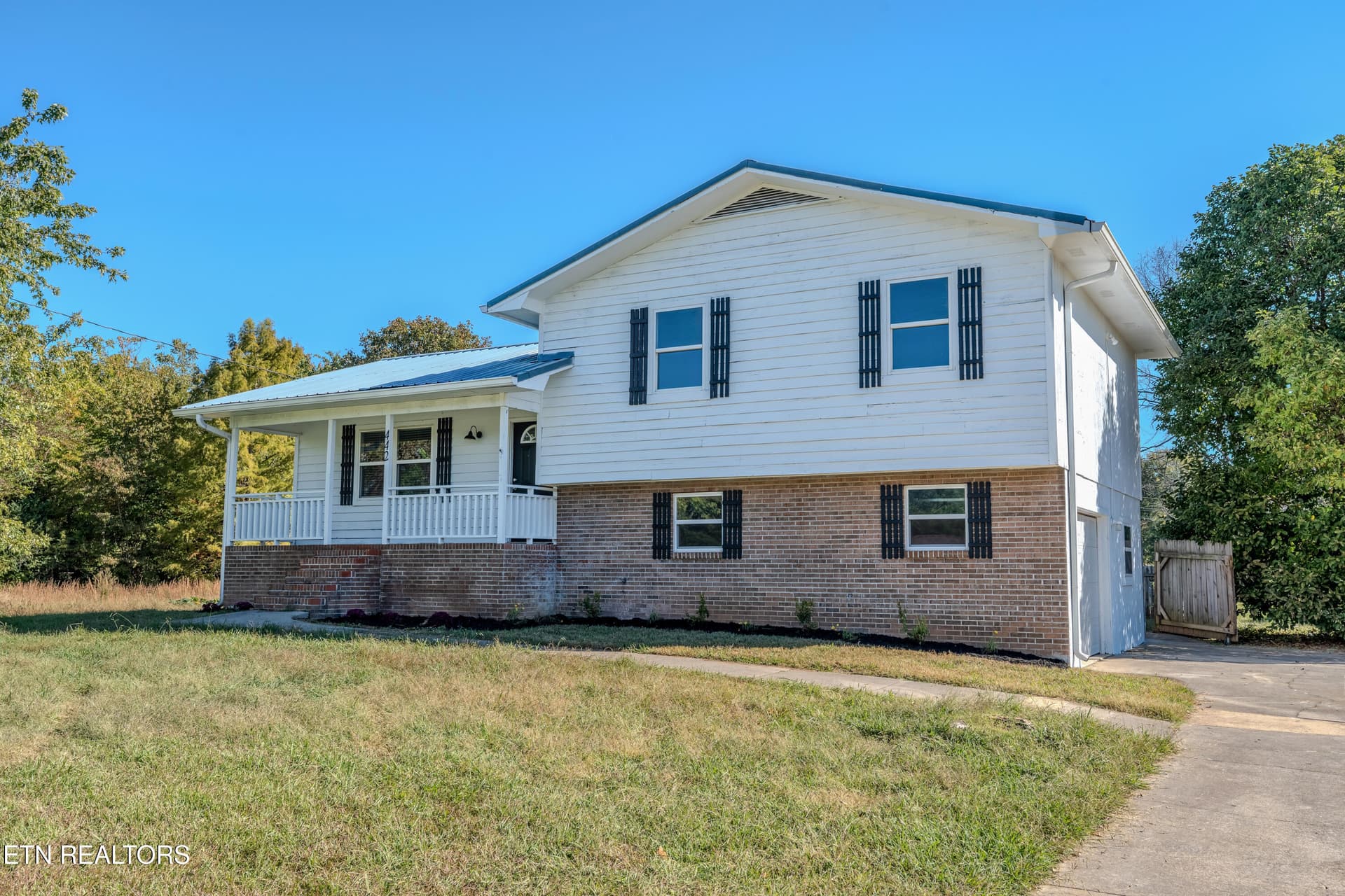 442 Water Oak Drive, Seymour, TN 37865