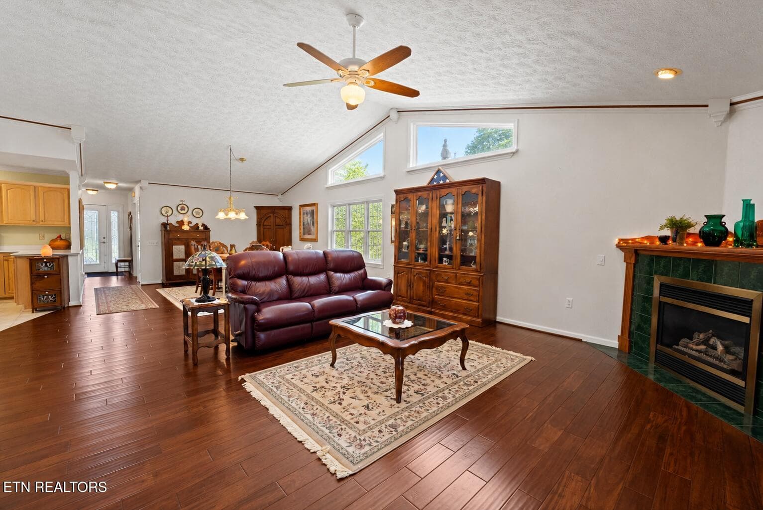 Moving Out of Master to Living Area - 229 Hawthorn Loop, Crossville, TN 38555