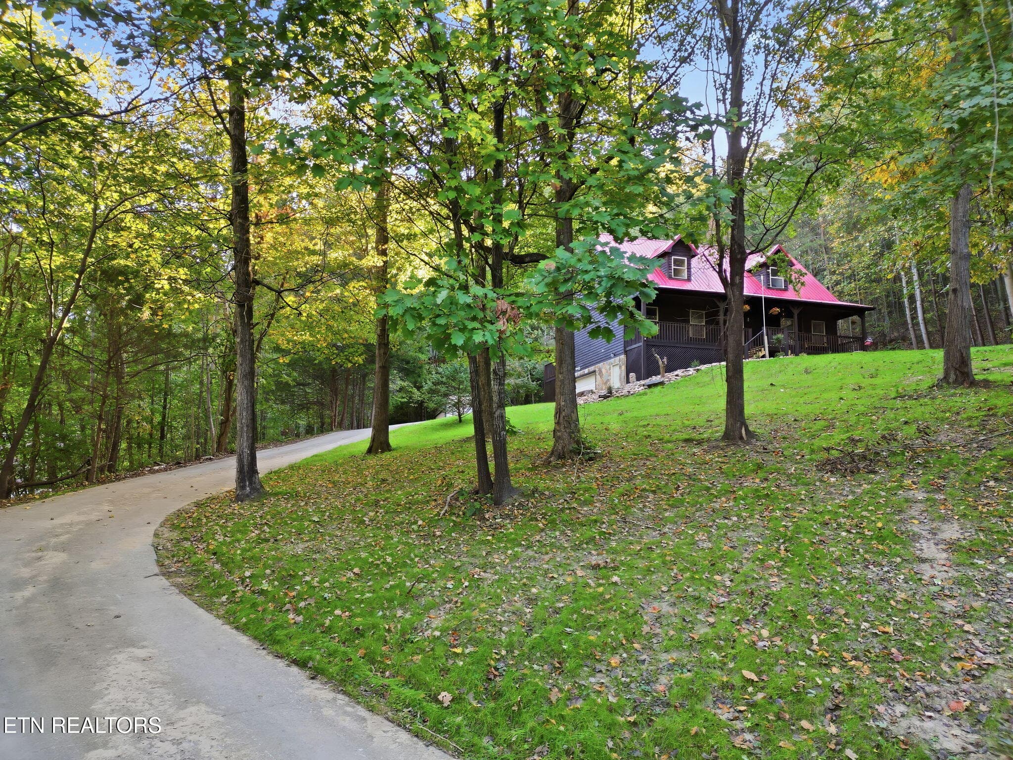 Entry - 10560 Pleasant Hollow Way, Corryton, TN 37721