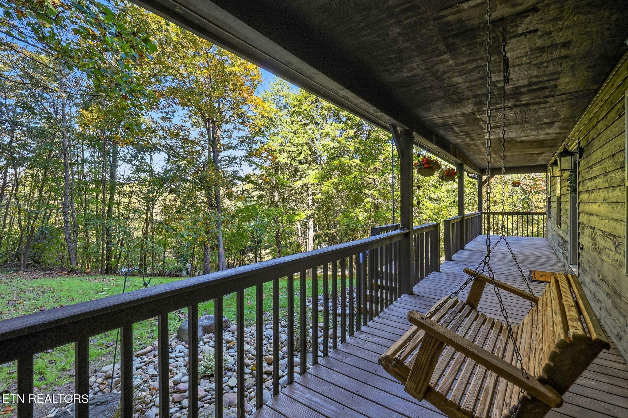 Porch - 10560 Pleasant Hollow Way, Corryton, TN 37721