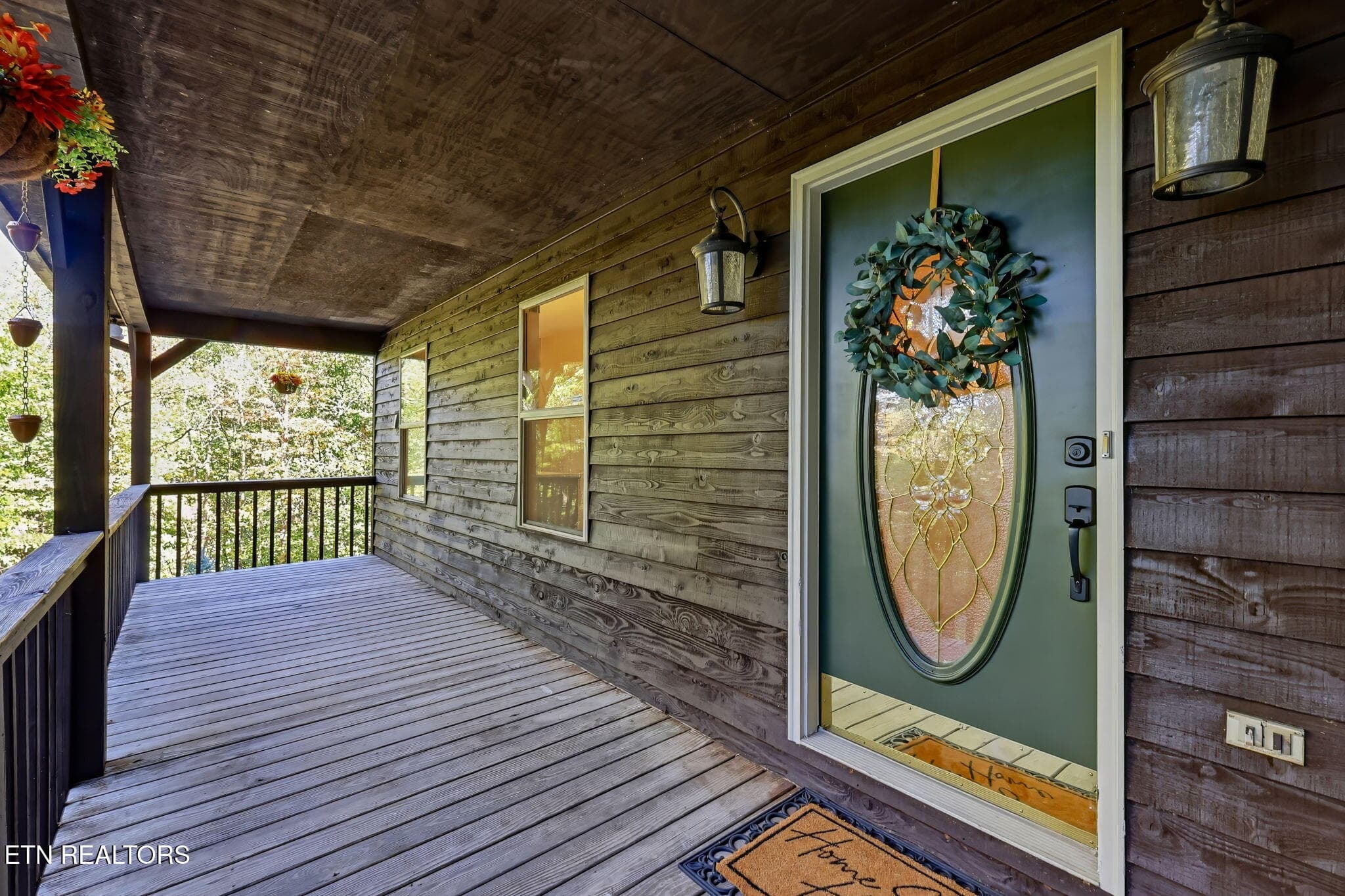 Porch - 10560 Pleasant Hollow Way, Corryton, TN 37721