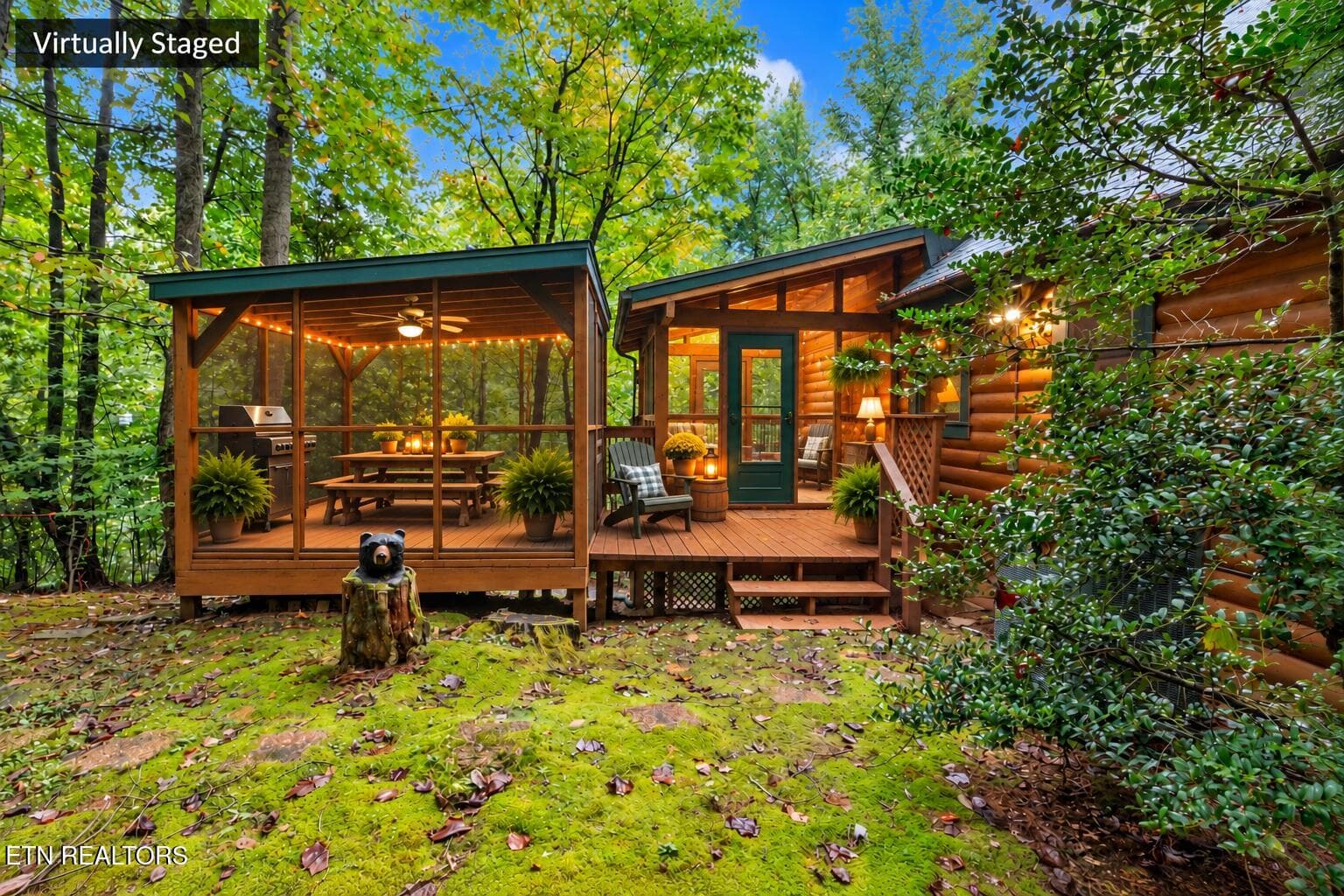 Woodland Cabin Retreat - 3711 Ginseng Way, Sevierville, TN 37862