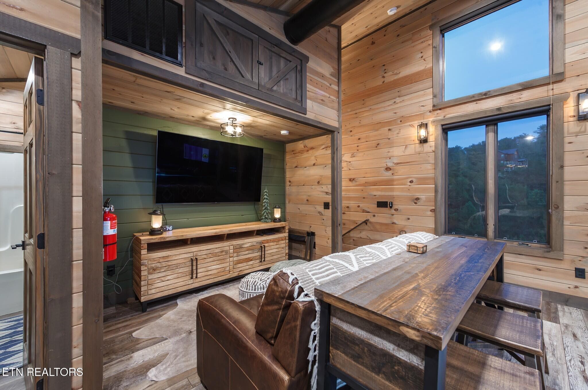 37 - 2139 Coopers Hawk Way, Sevierville, TN 37862