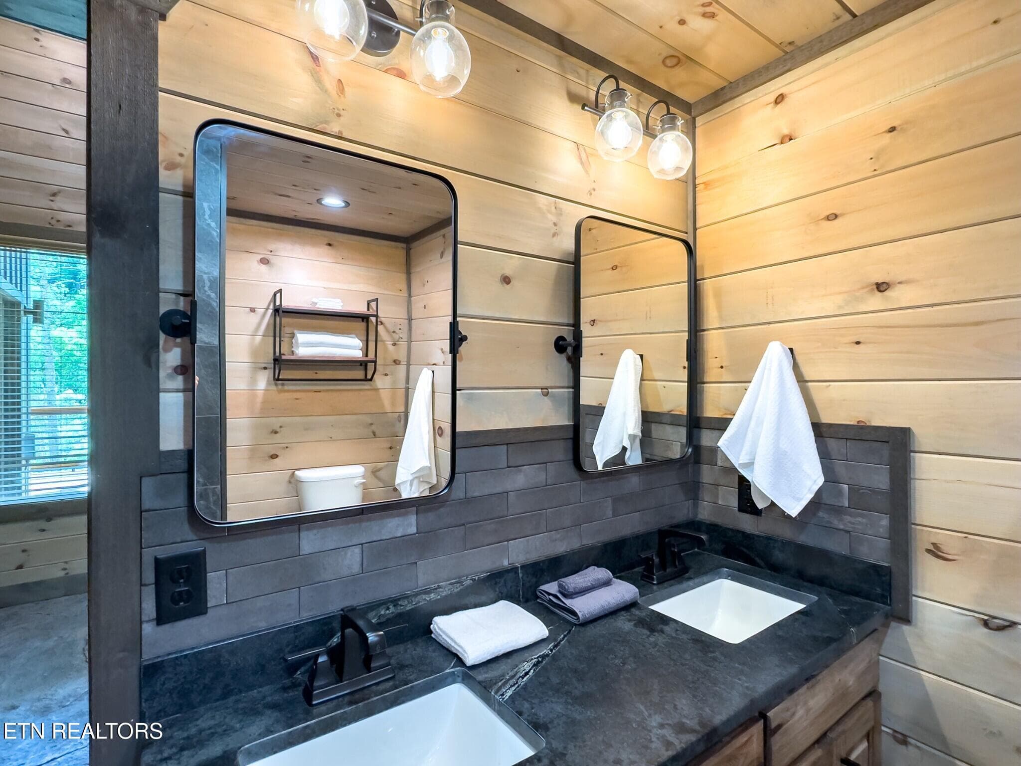 45 - 2139 Coopers Hawk Way, Sevierville, TN 37862
