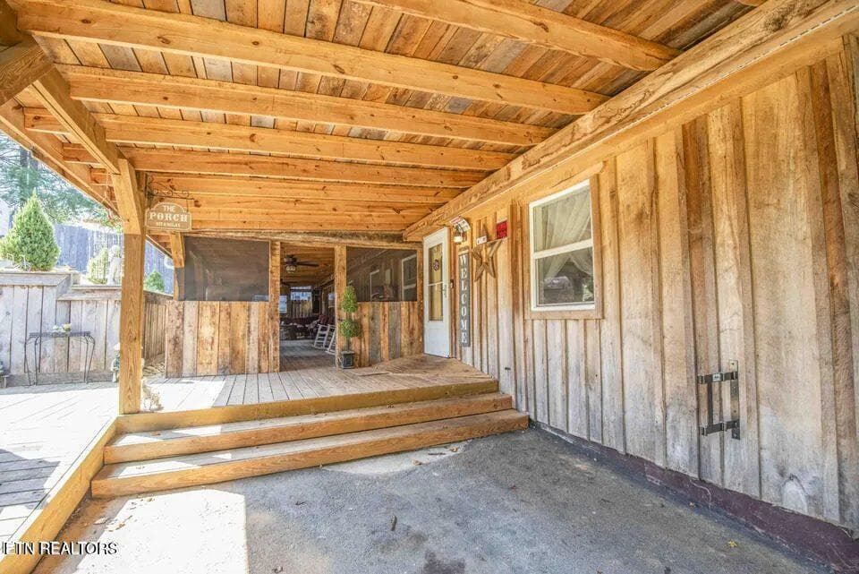 10_beyc6adb5d37b552c - 2117 Roseberry Rd, Mascot, TN 37806