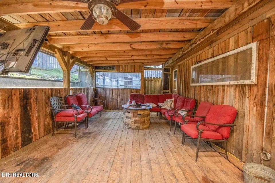 13_beyc6adb5d429760c - 2117 Roseberry Rd, Mascot, TN 37806