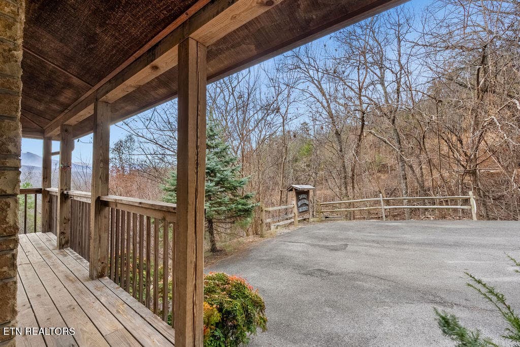 35 DSC02147-HDR - 1625 Bear Claw Way, Sevierville, TN 37862