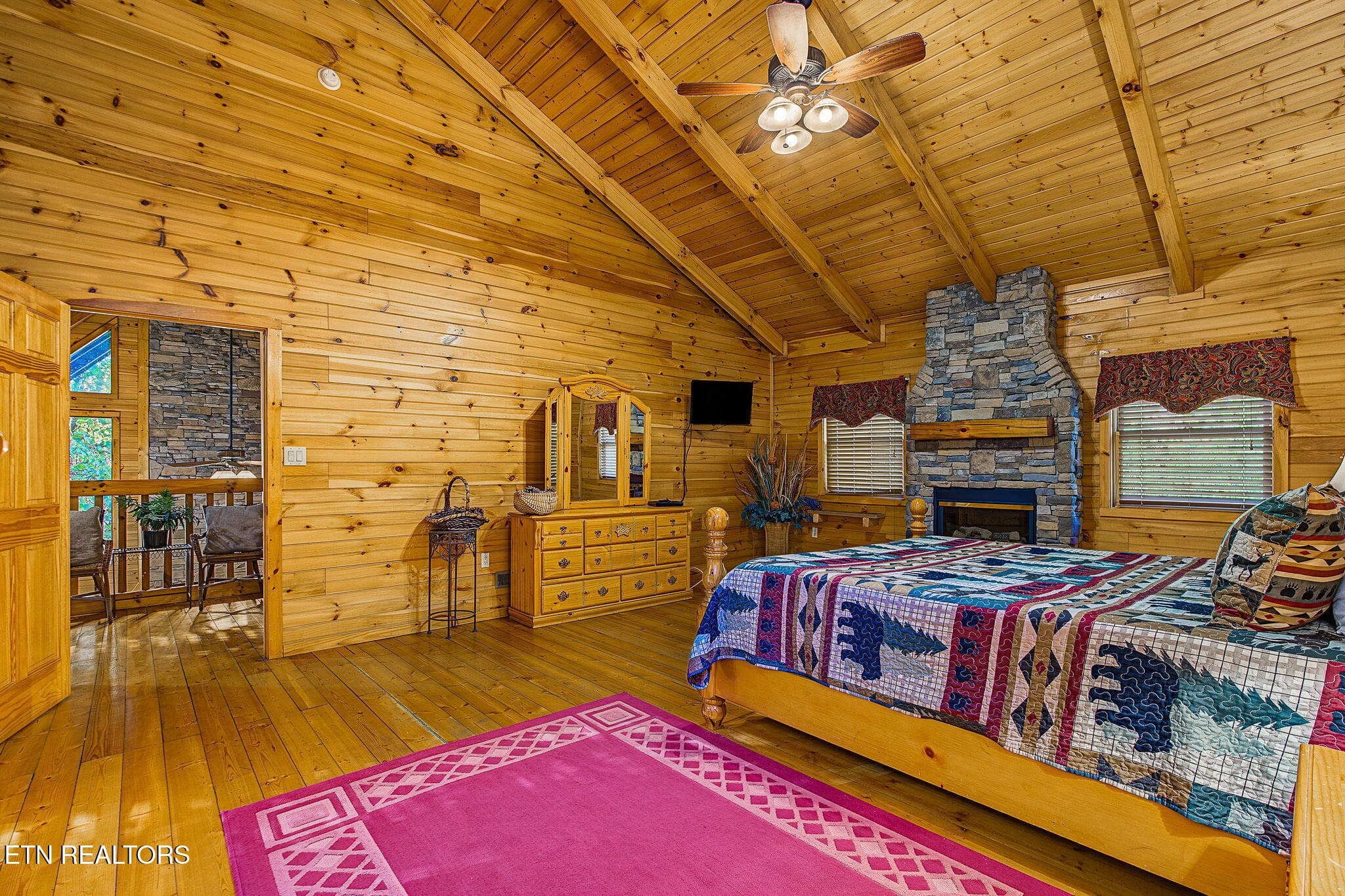 37-web-or-mls-817-boone-acres-ln - 817 Boone Acres Lane, Pigeon Forge, TN 37863