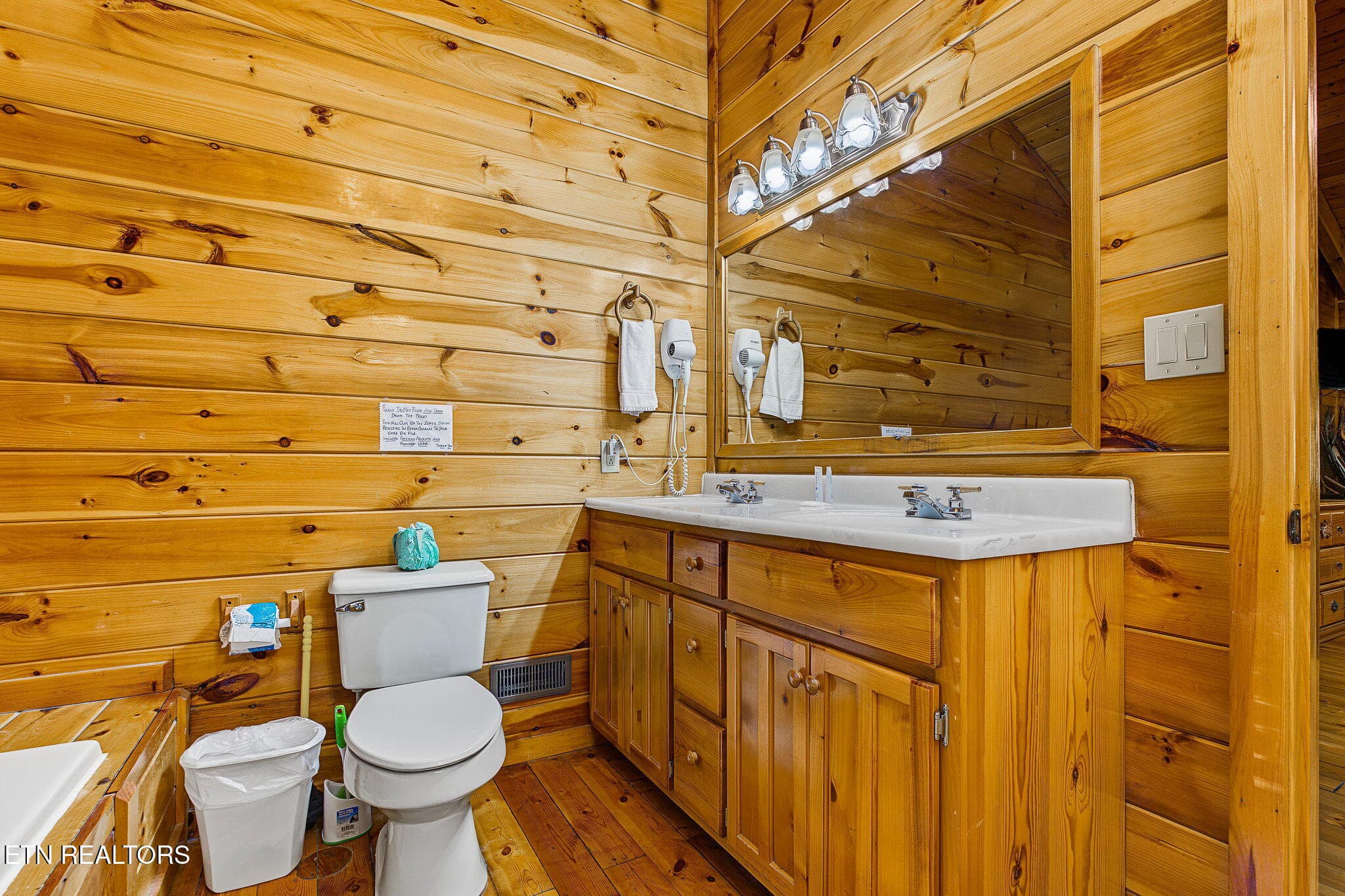 42-web-or-mls-817-boone-acres-ln - 817 Boone Acres Lane, Pigeon Forge, TN 37863