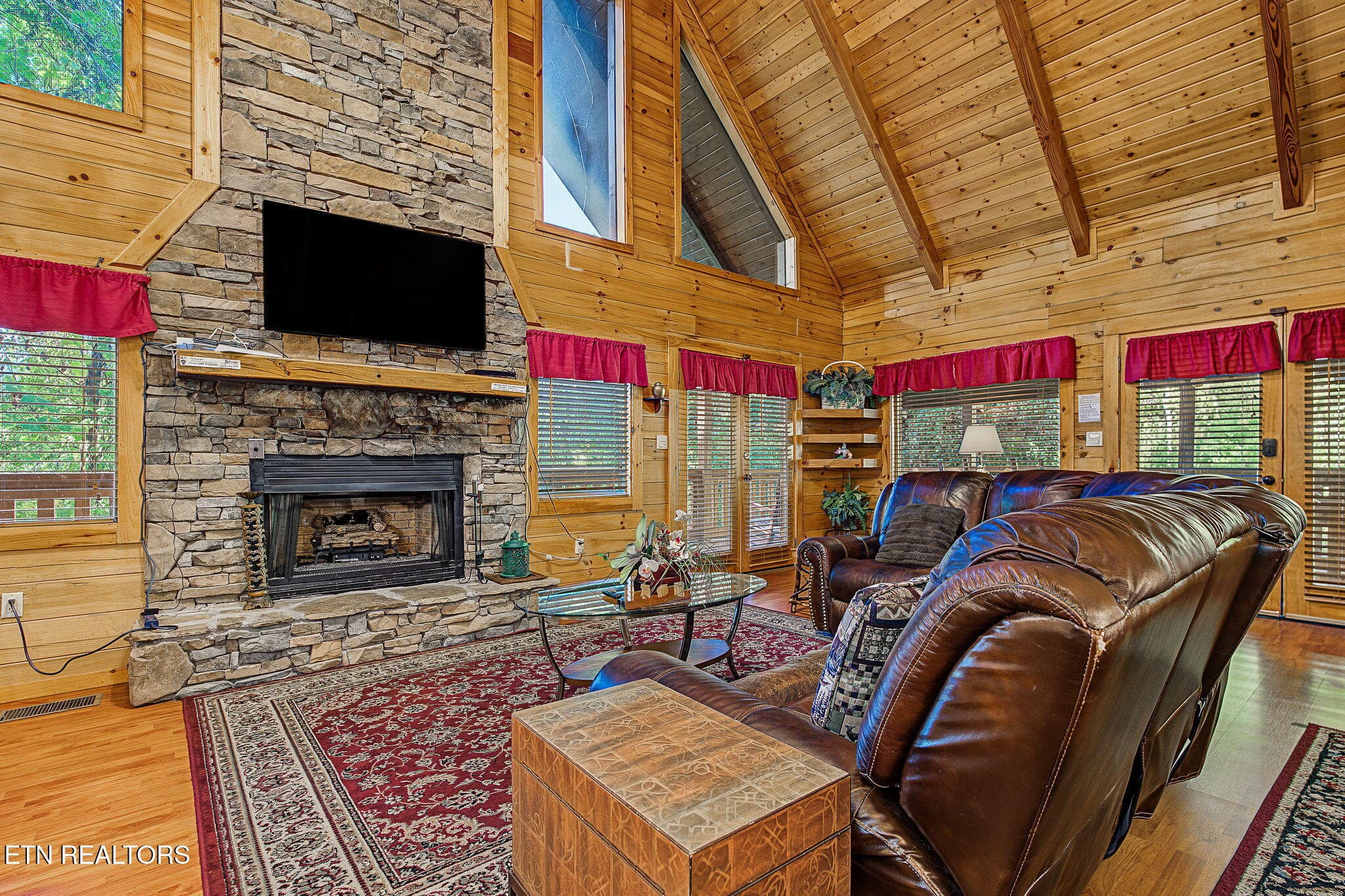 24-web-or-mls-817-boone-acres-ln - 817 Boone Acres Lane, Pigeon Forge, TN 37863