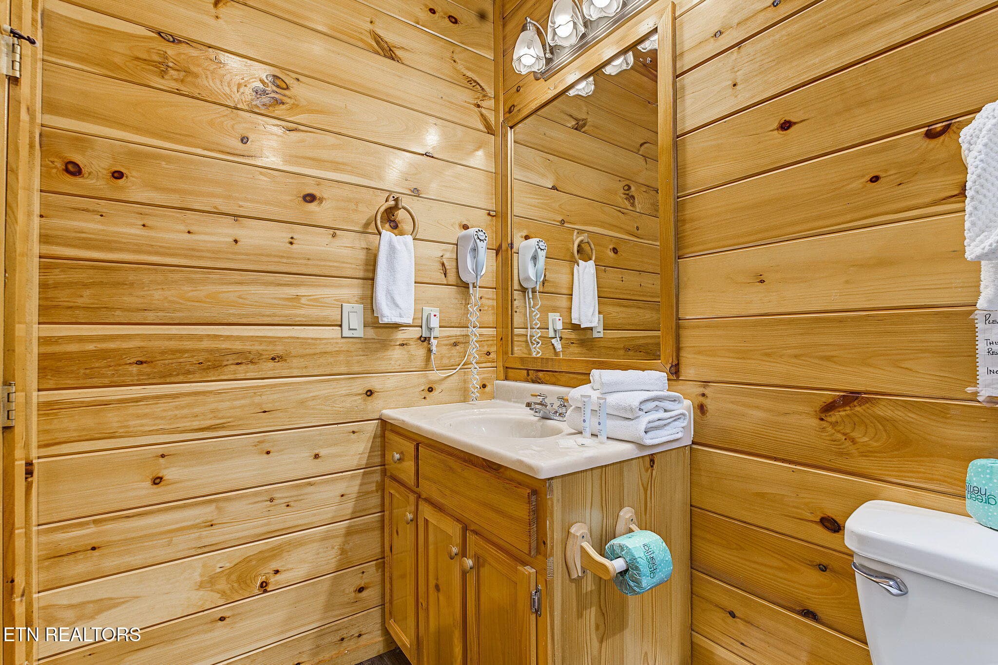 12-web-or-mls-817-boone-acres-ln - 817 Boone Acres Lane, Pigeon Forge, TN 37863