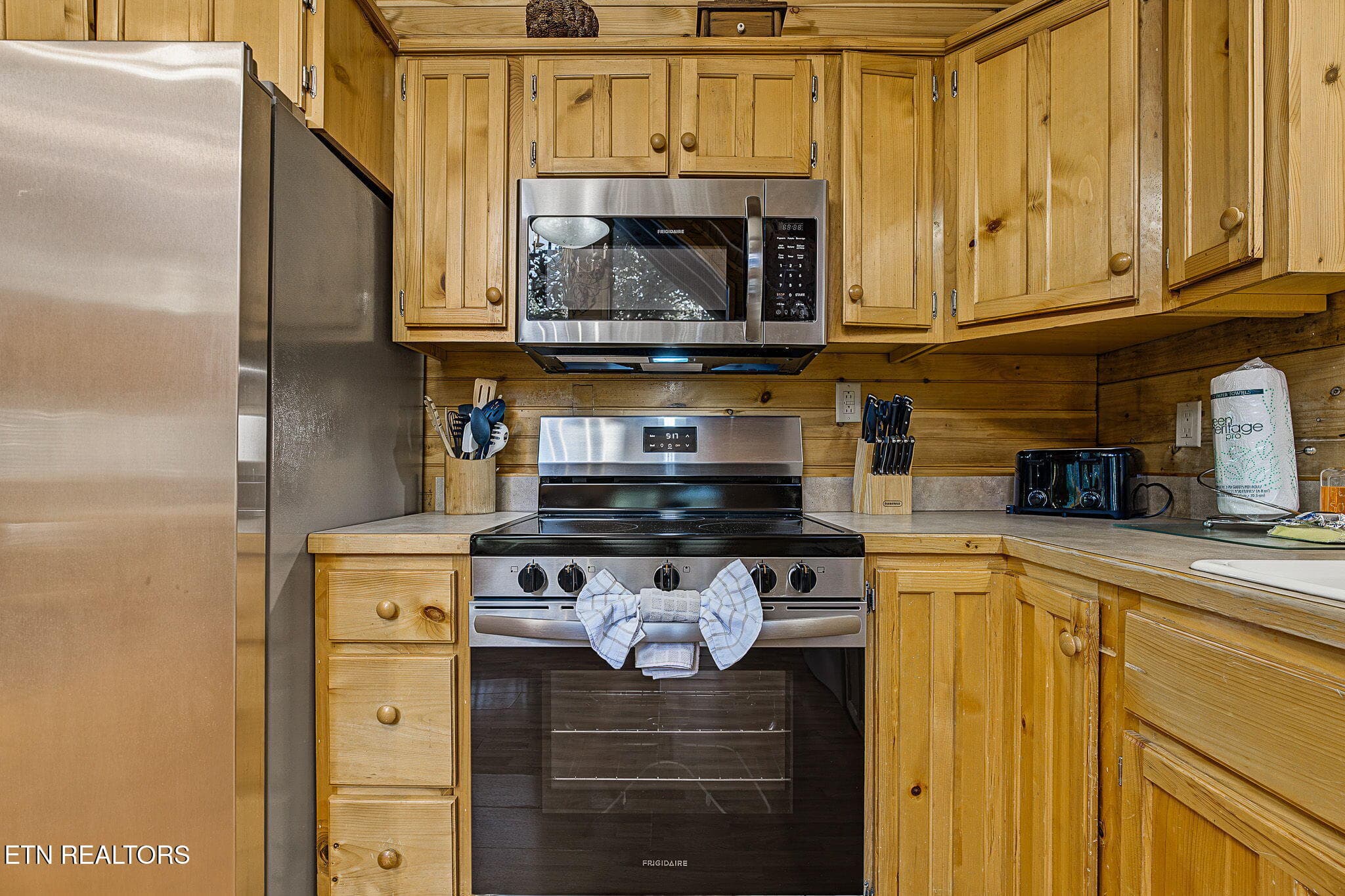 19-web-or-mls-817-boone-acres-ln - 817 Boone Acres Lane, Pigeon Forge, TN 37863