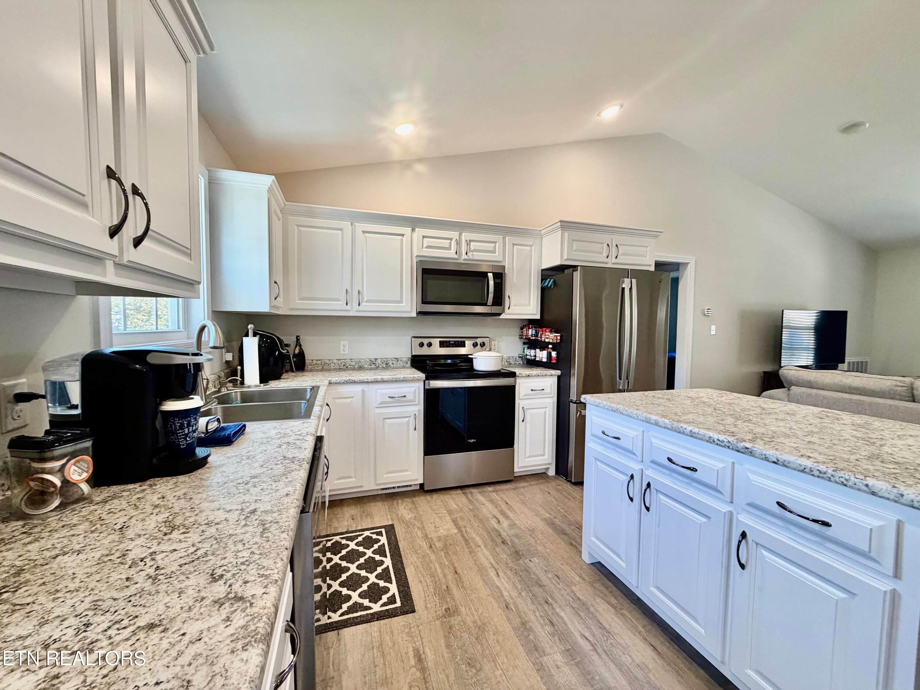 IMG_6610 - 100 Bray Lane, Tazewell, TN 37879