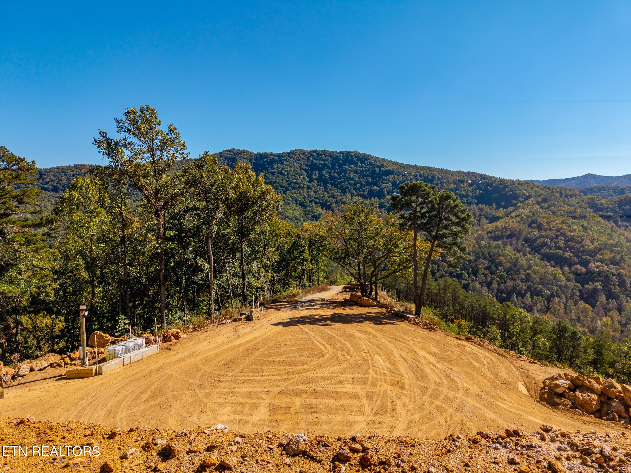 . - Patty View Way, Sevierville, TN 37862