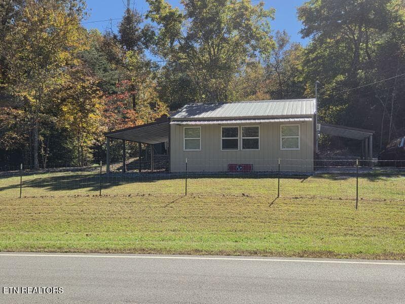 1575 Genesis Rd, Lancing, TN 37770