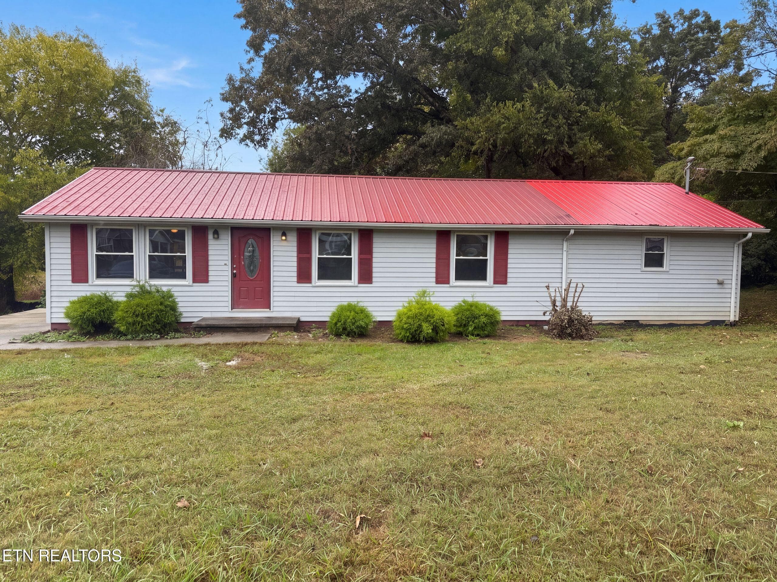 6034 Nails Creek Rd, Seymour, TN 37865
