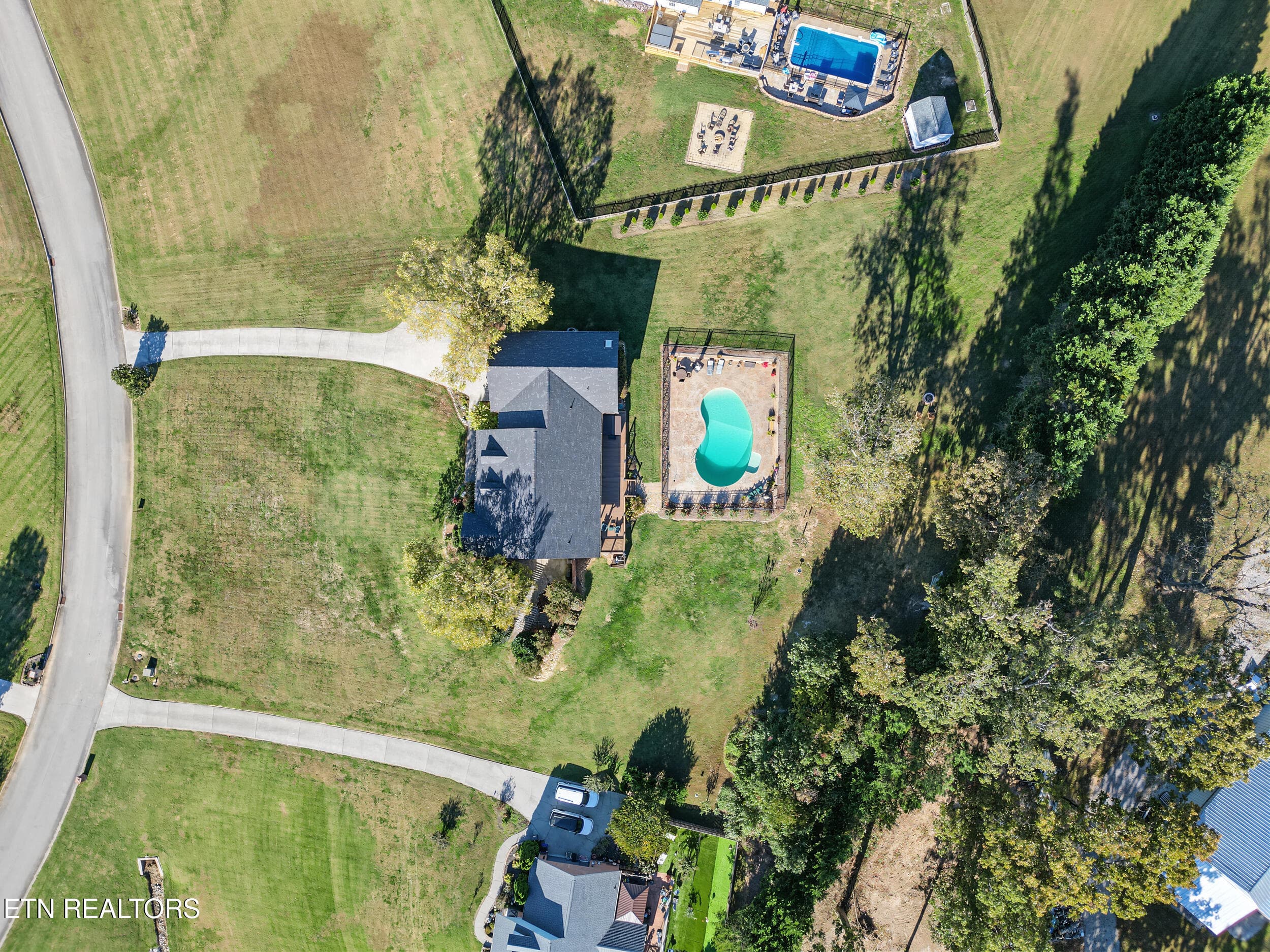 Drone 2 - 1420 Foxfire Circle, Seymour, TN 37865