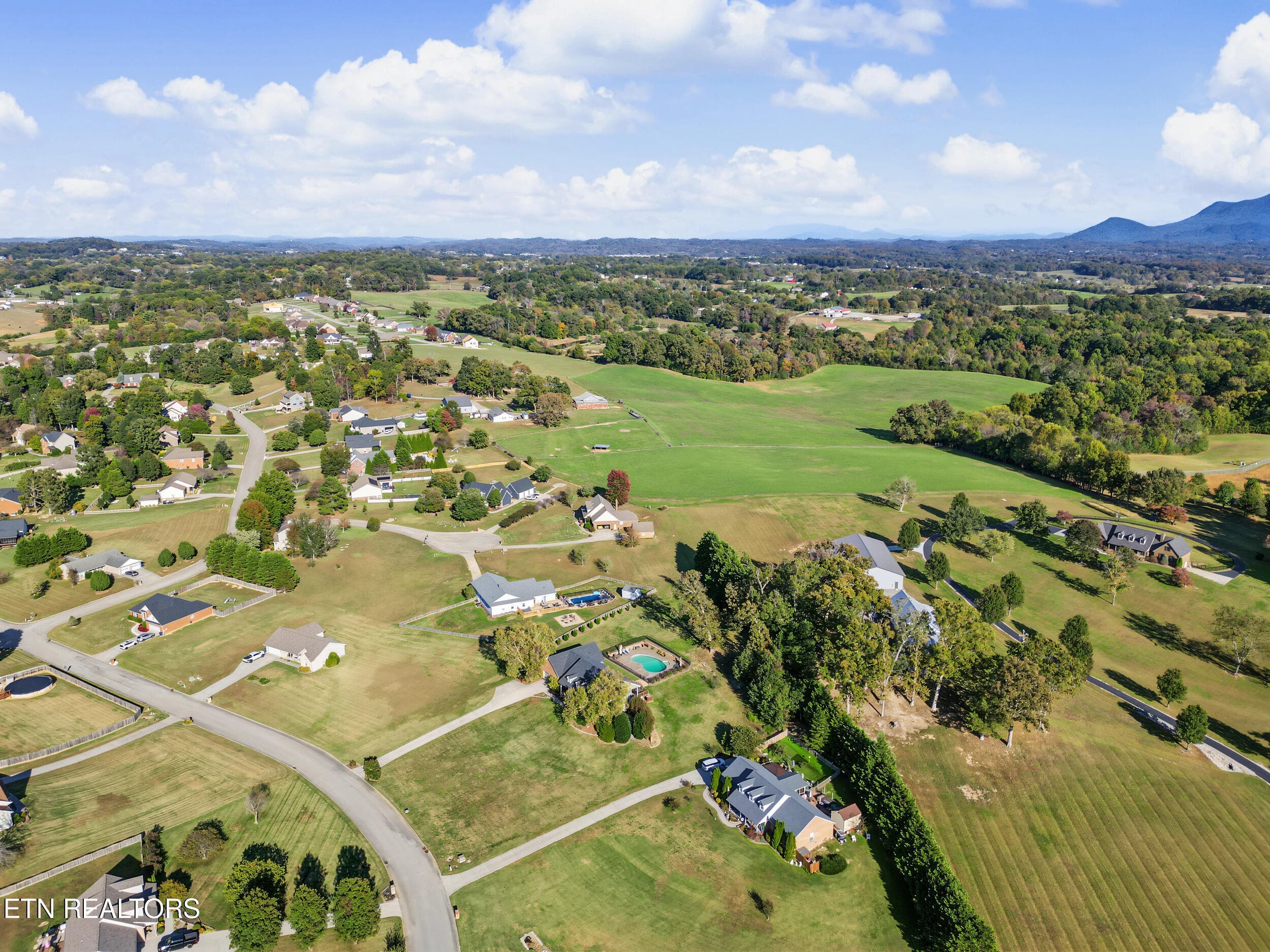Drone 4 - 1420 Foxfire Circle, Seymour, TN 37865