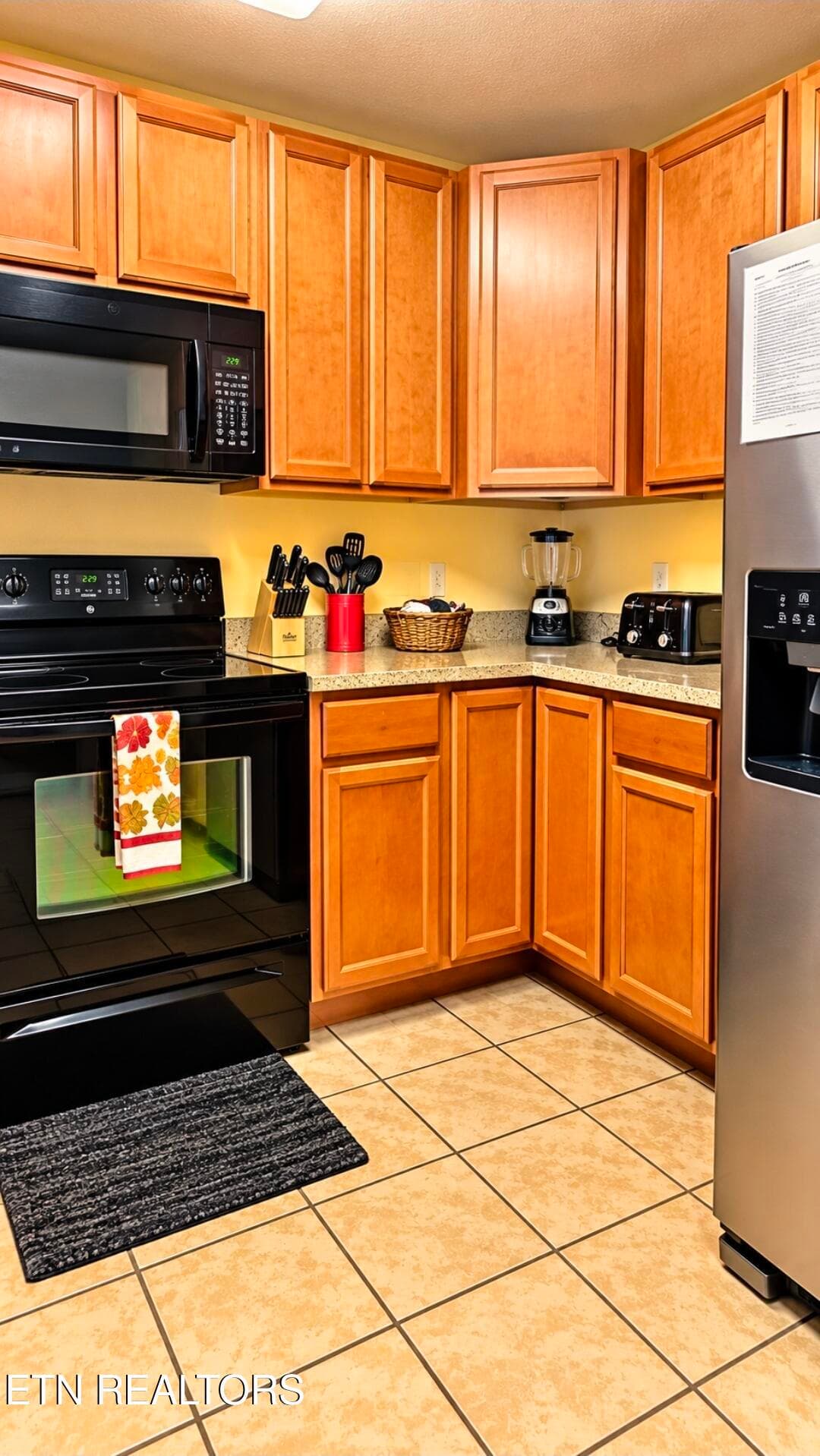 Open Kitchen - 124 Plaza Drive UNIT 5406, Pigeon Forge, TN 37863