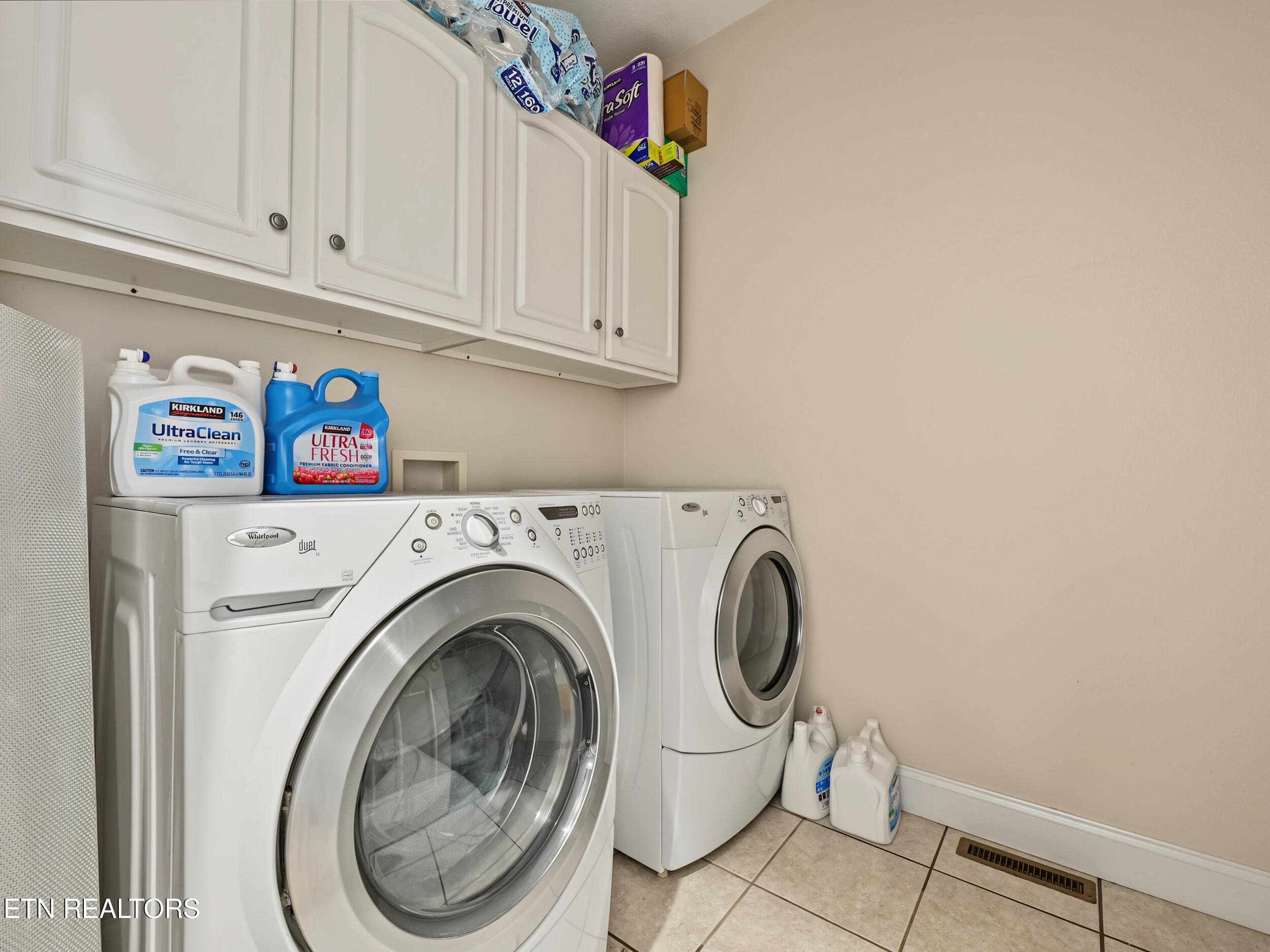 Laundry - 1420 Foxfire Circle, Seymour, TN 37865