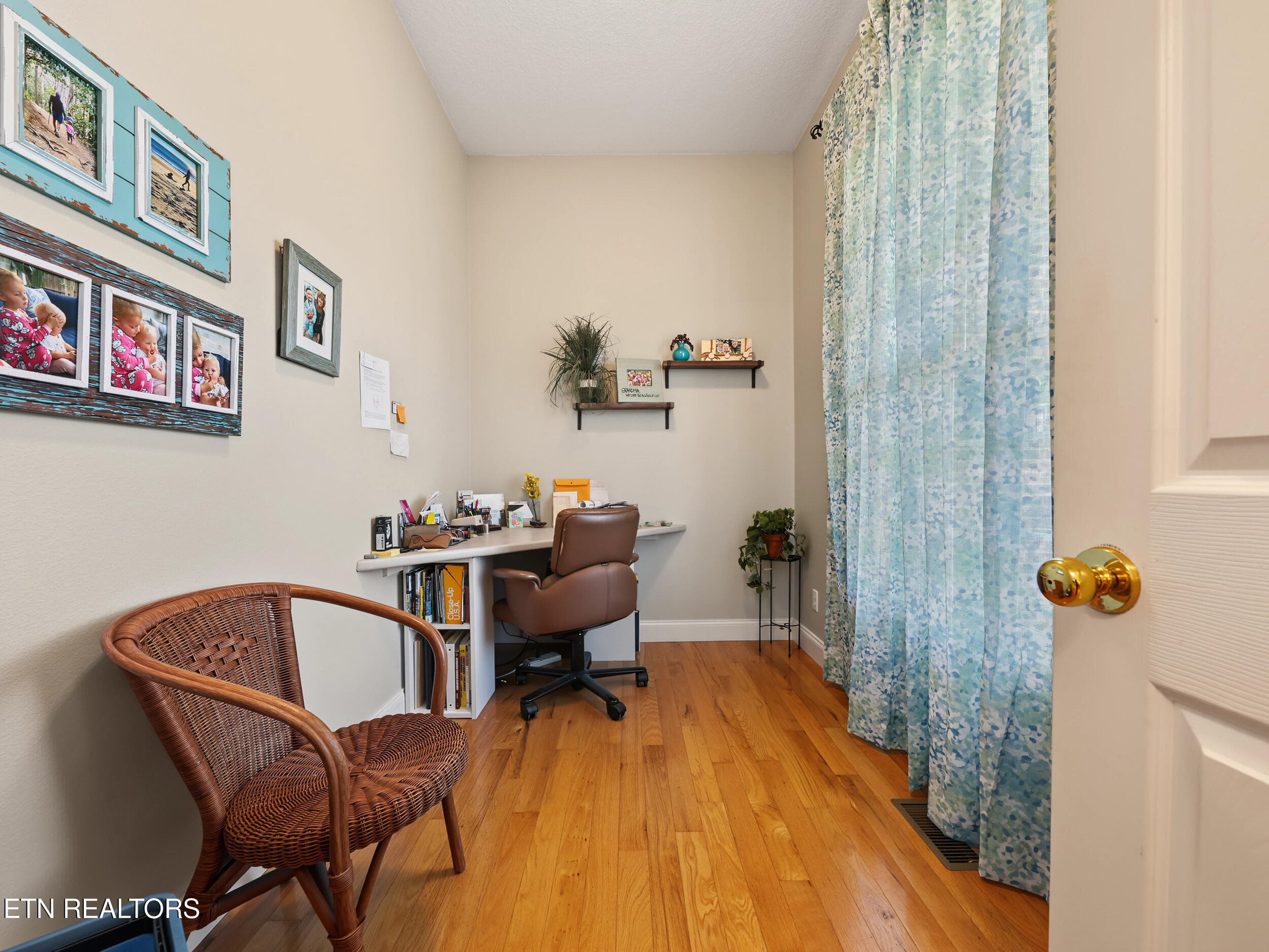 Office - 1420 Foxfire Circle, Seymour, TN 37865