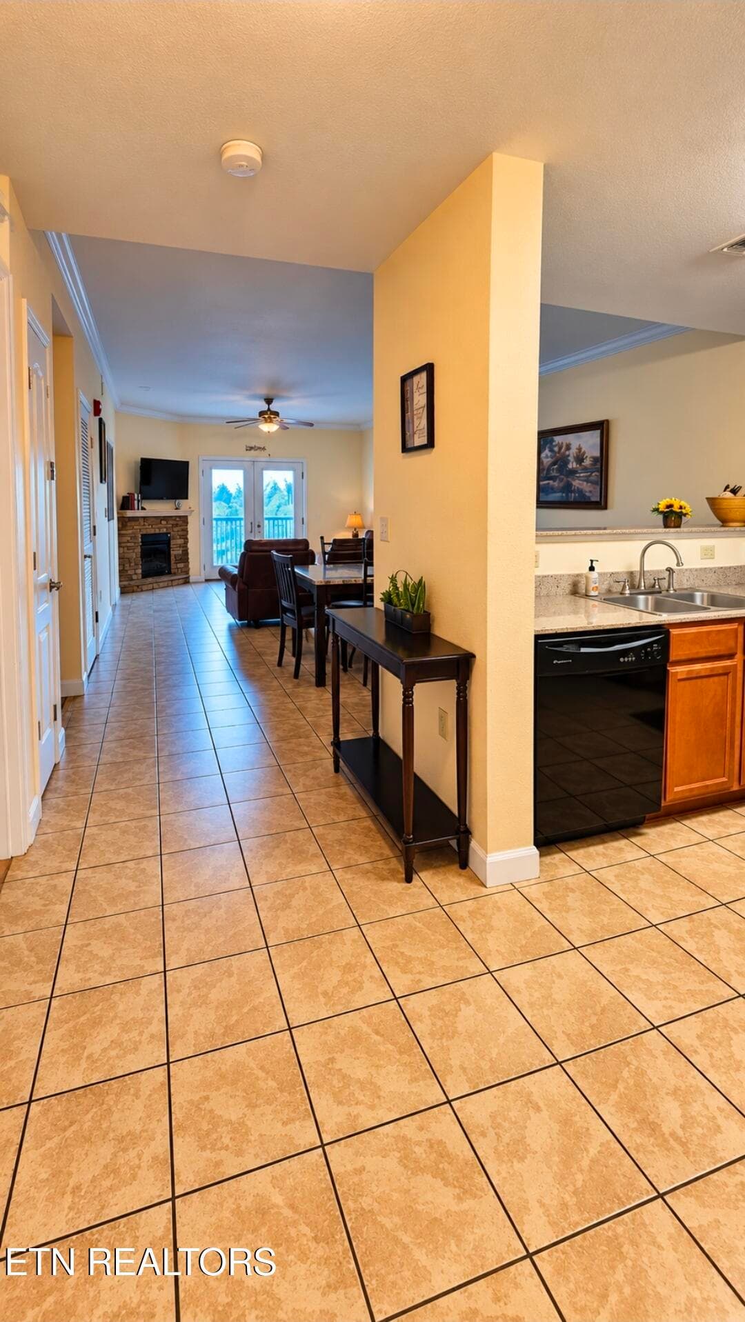 Beautiful Tile Floors - 124 Plaza Drive UNIT 5406, Pigeon Forge, TN 37863