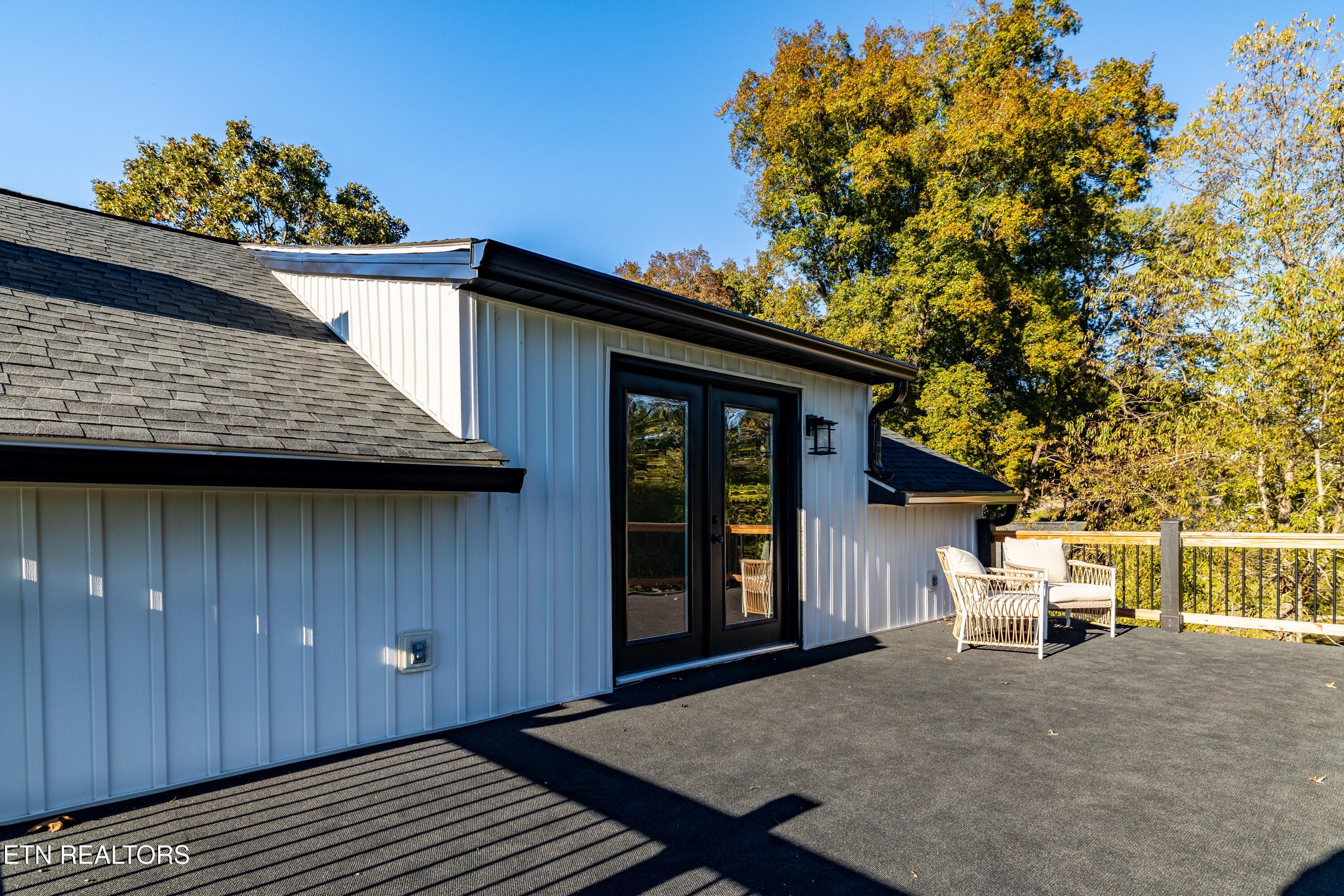 Roof Top Balcony - 4610 Green Rd, Maryville, TN 37804