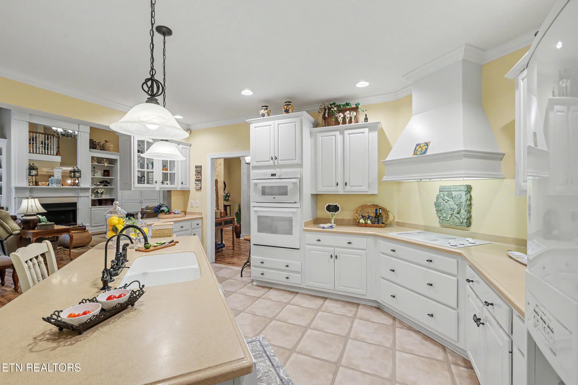 18_img_0070 - 270 Sam Doak St, Greeneville, TN 37745