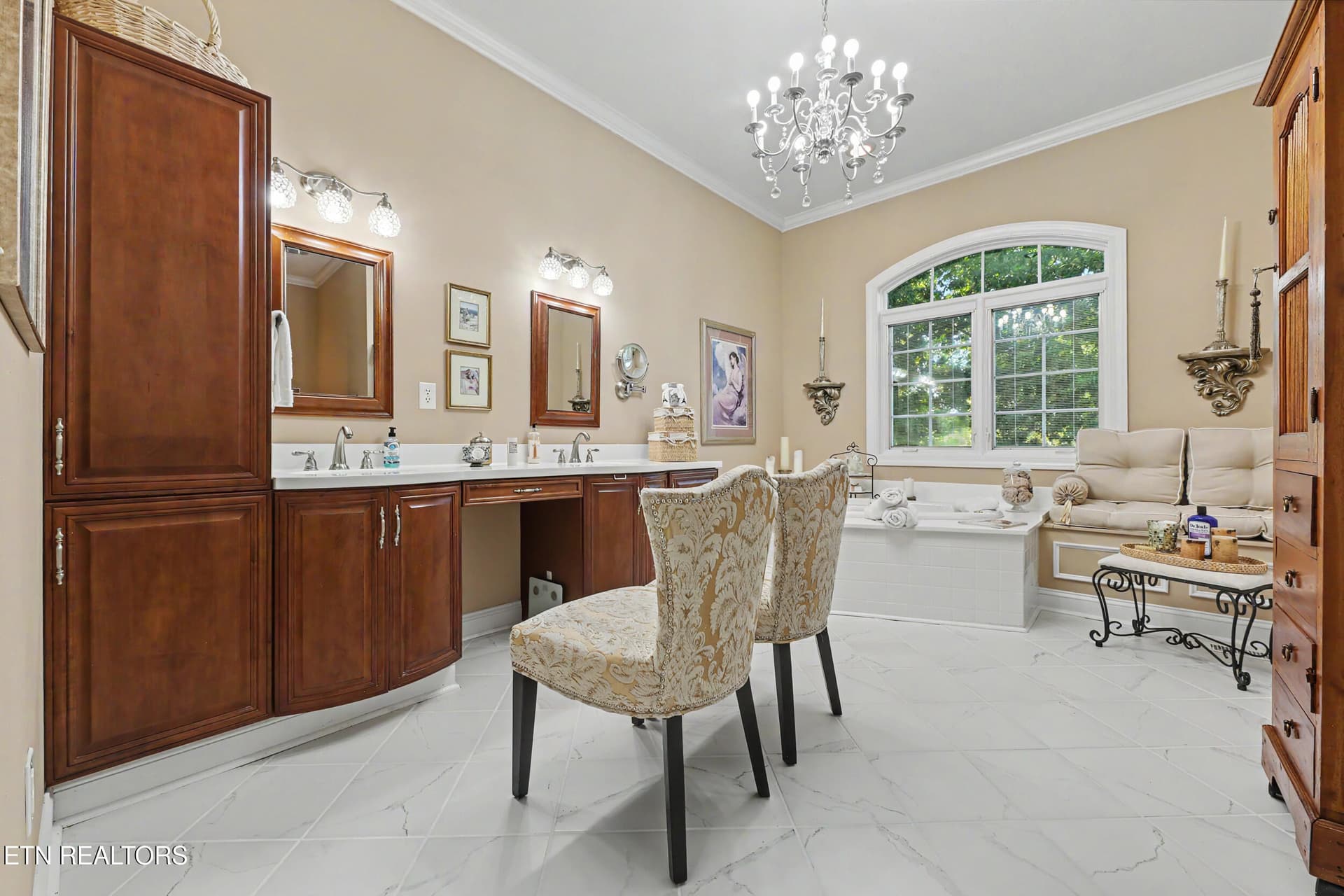 37_img_0115 - 270 Sam Doak St, Greeneville, TN 37745