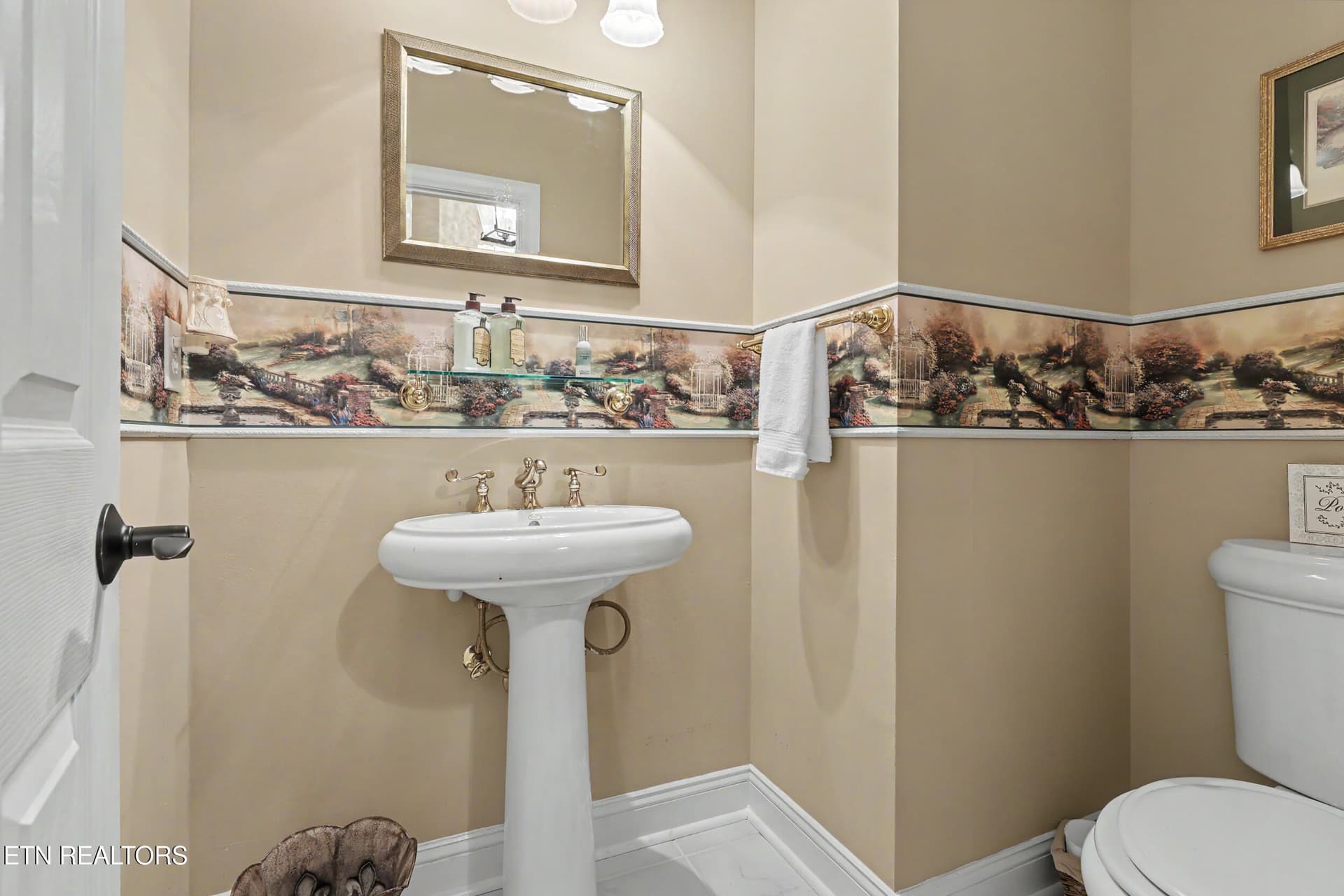 39_img_0140 - 270 Sam Doak St, Greeneville, TN 37745