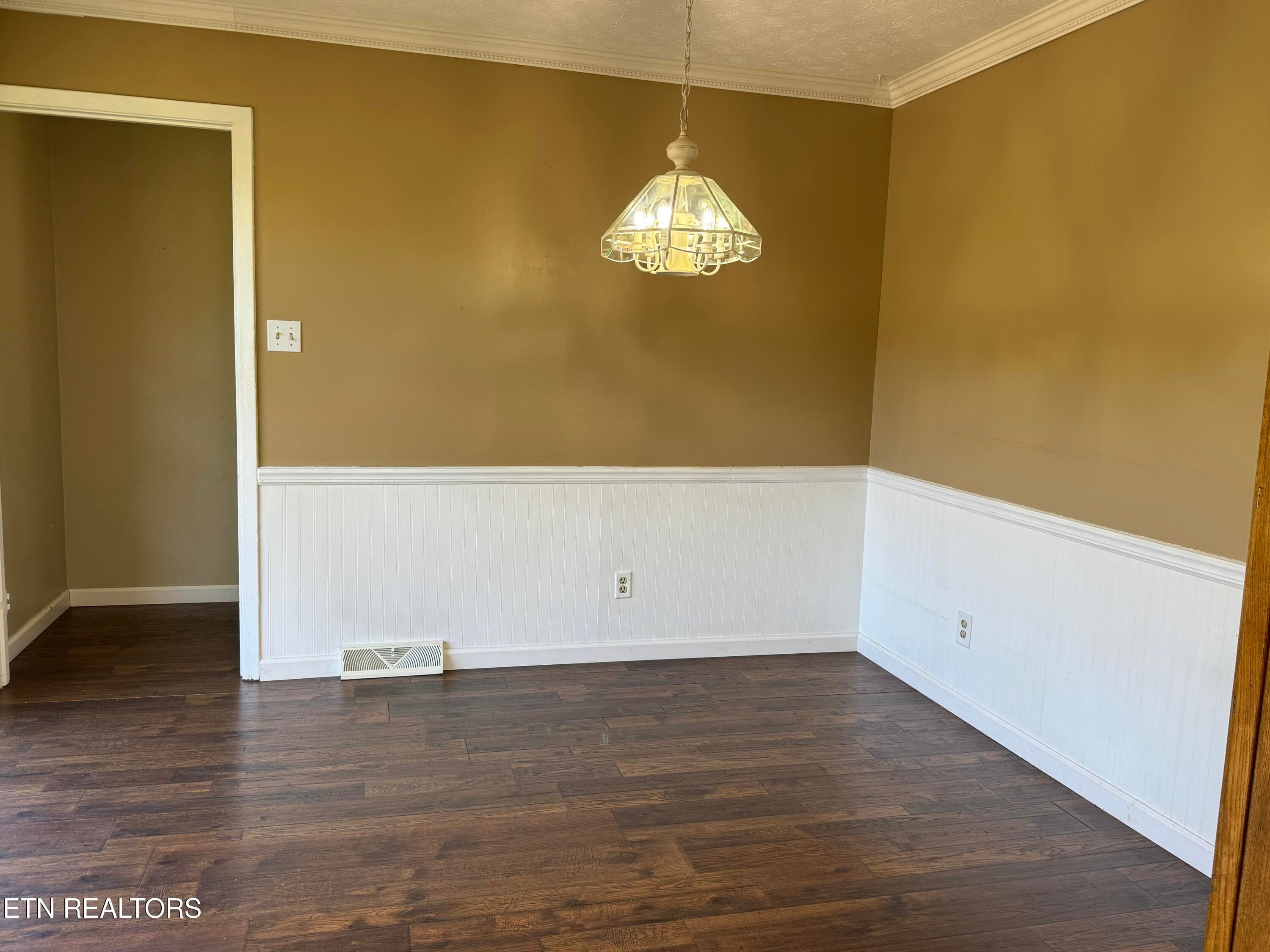 3F116159-BA73-45E4-B1CA-0213B10E7CF9 - 805 Knight Rd, Knoxville, TN 37920