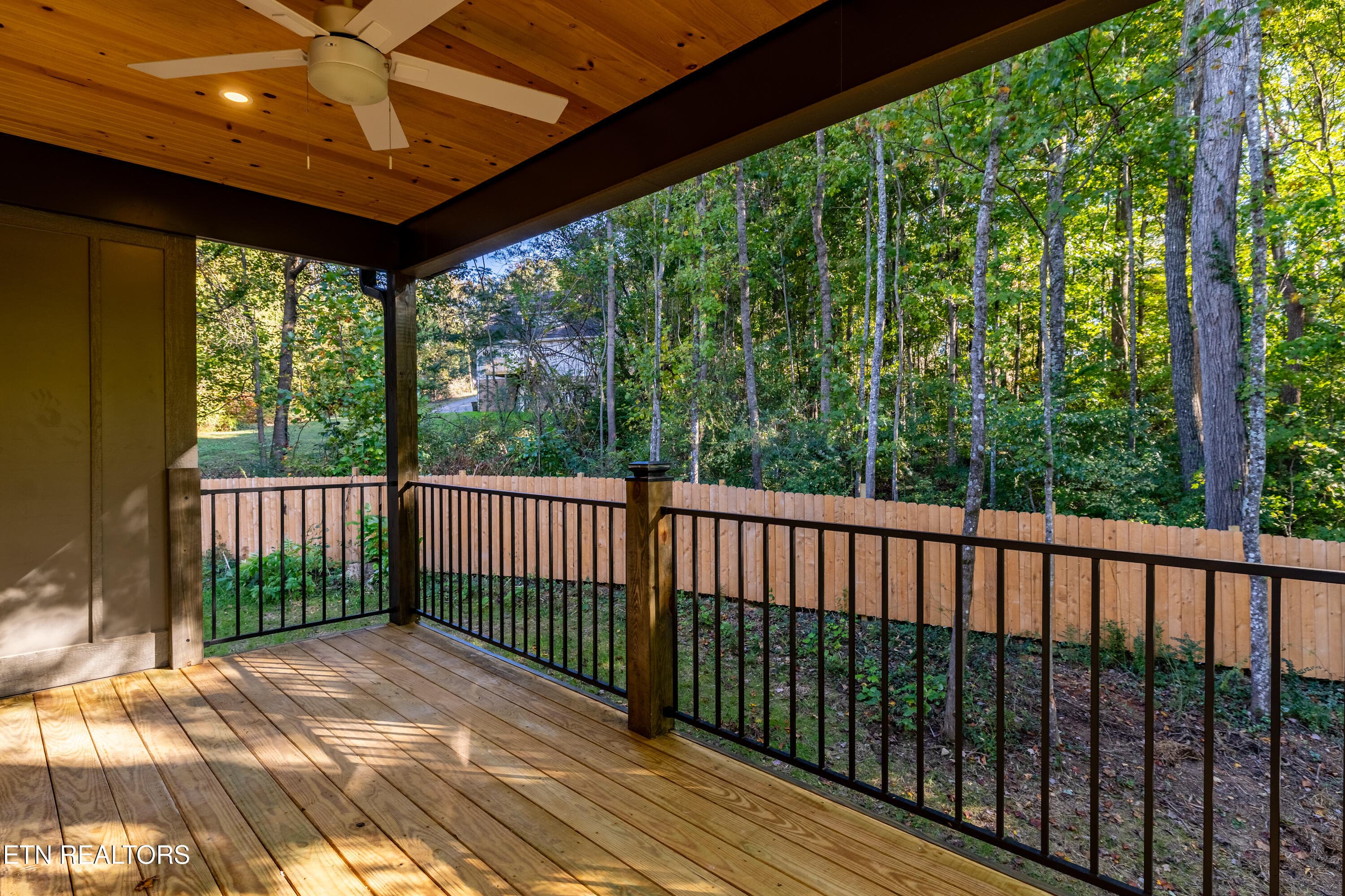 8 x 16 covered deck - 1129 Chris Wood Drive, Seymour, TN 37865