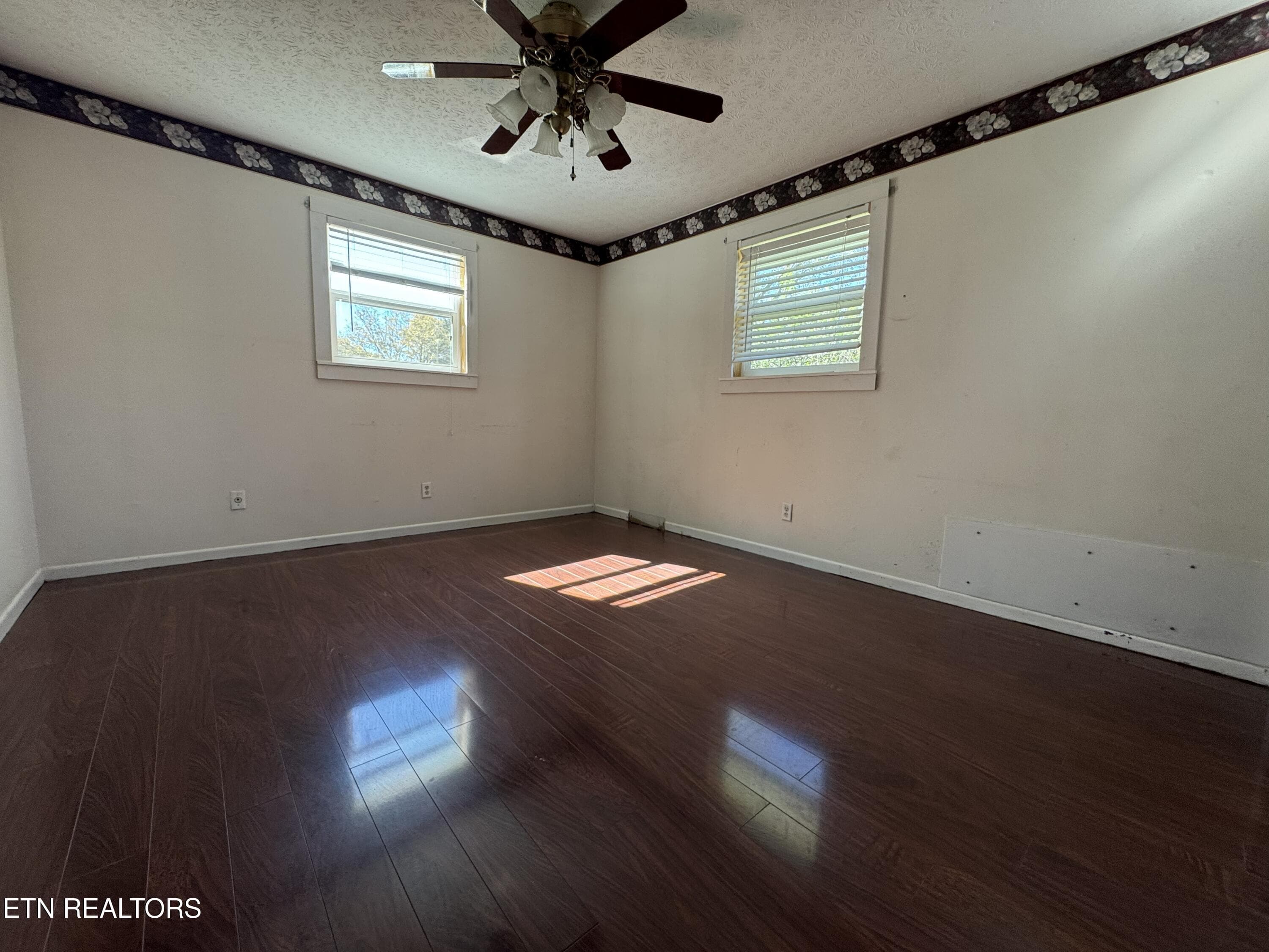 D448E618-DD1A-4F9F-9CD6-F31168BFFF73 - 805 Knight Rd, Knoxville, TN 37920