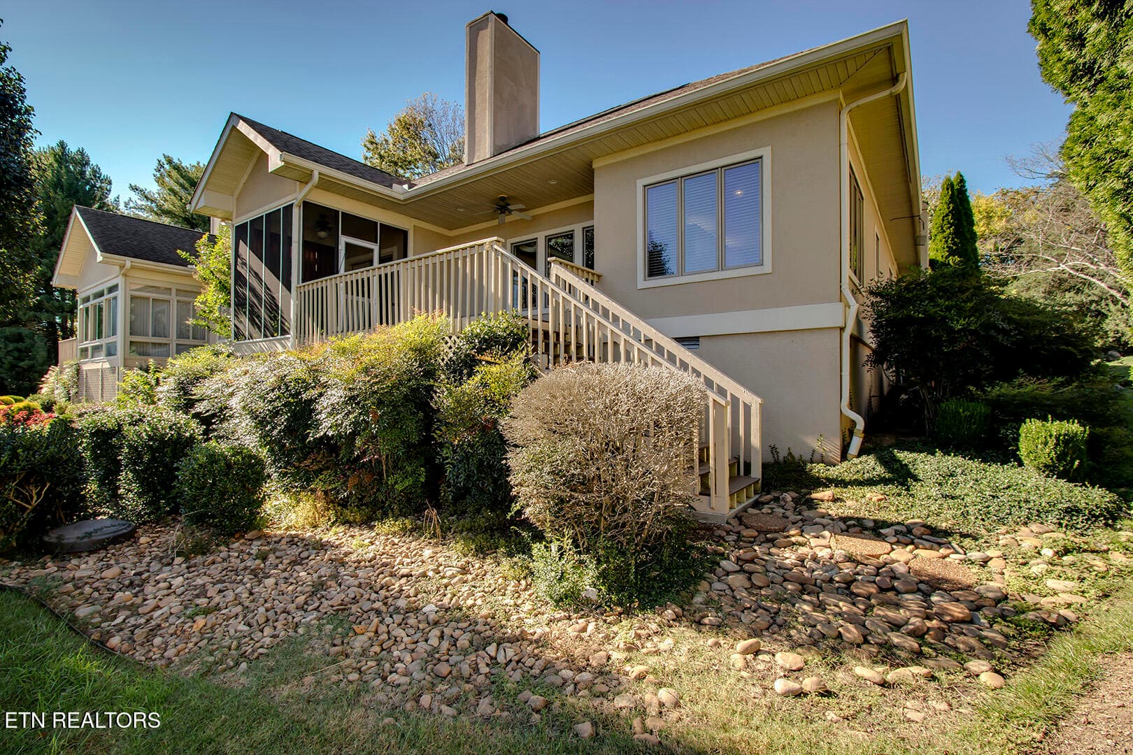 44_231 Tanasi Lagoon Drive_DeckAccess - 231 Tanasi Lagoon Drive, Loudon, TN 37774